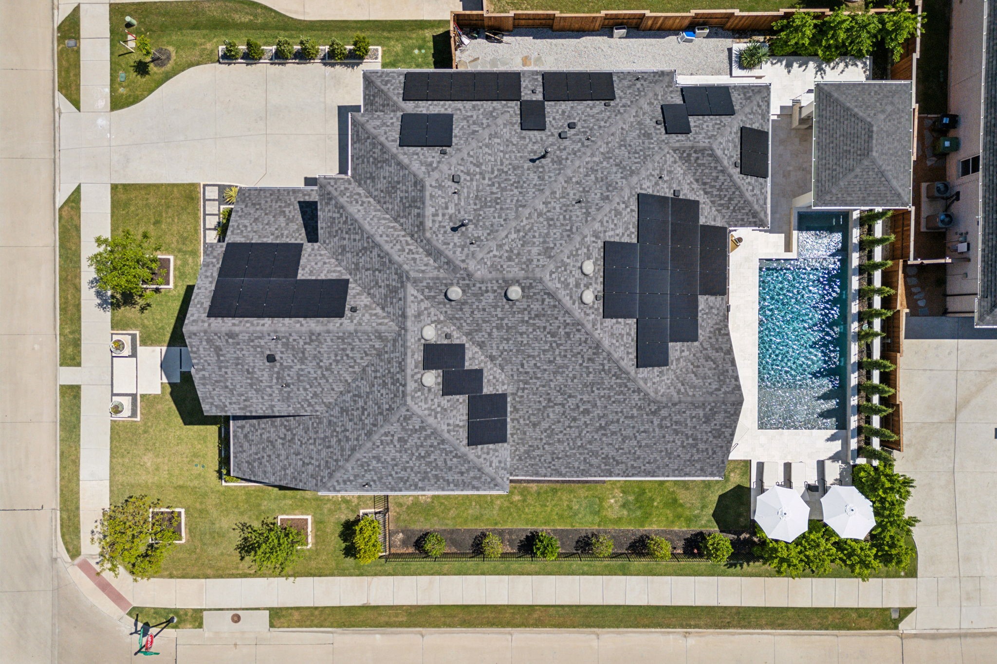 1421 Maplewood Drive