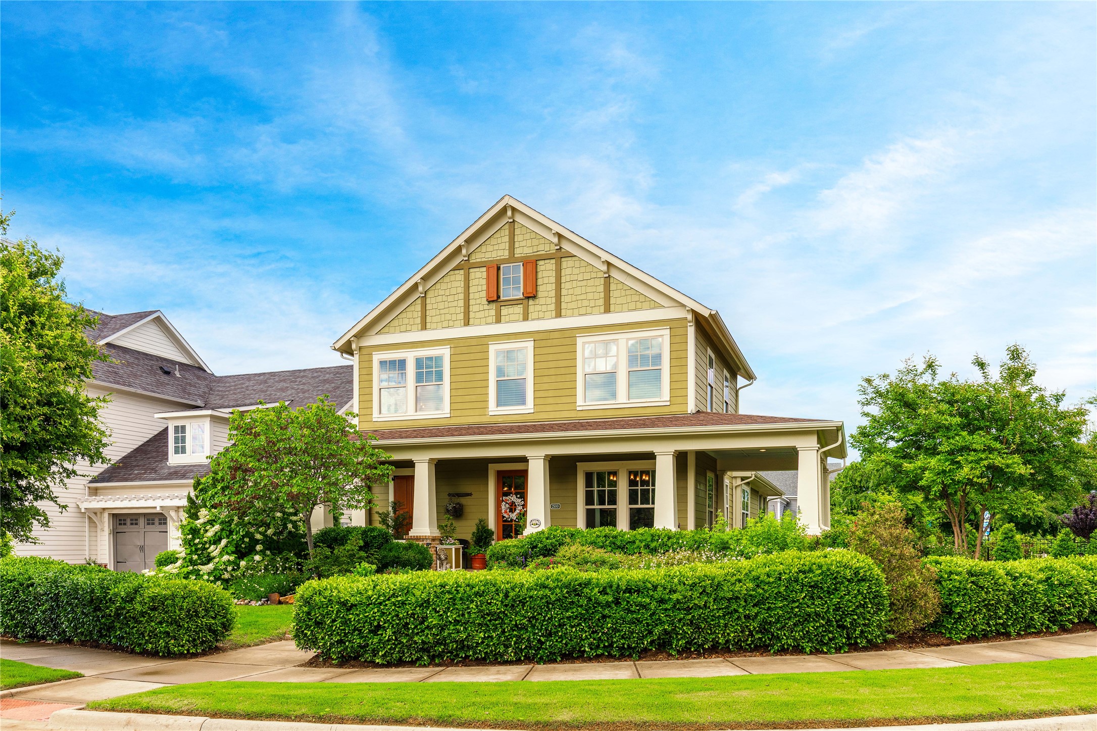 2500 Tremont Boulevard