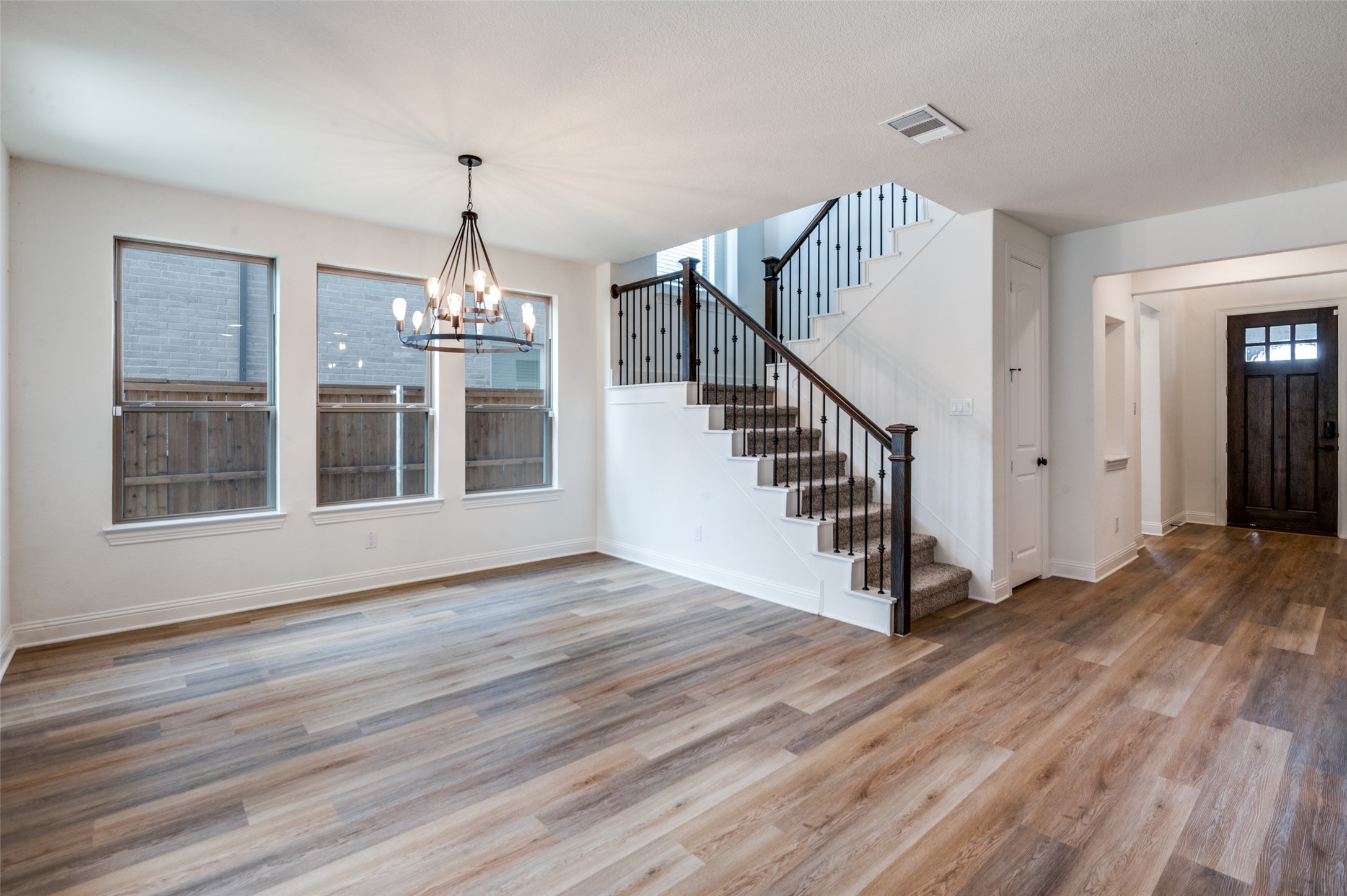 2825 Epping Way