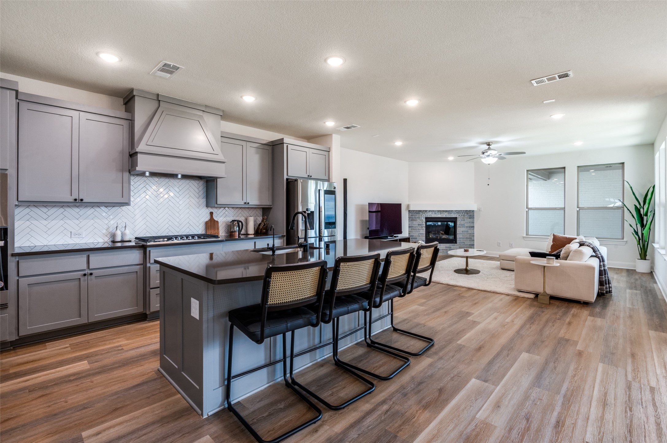 2825 Epping Way