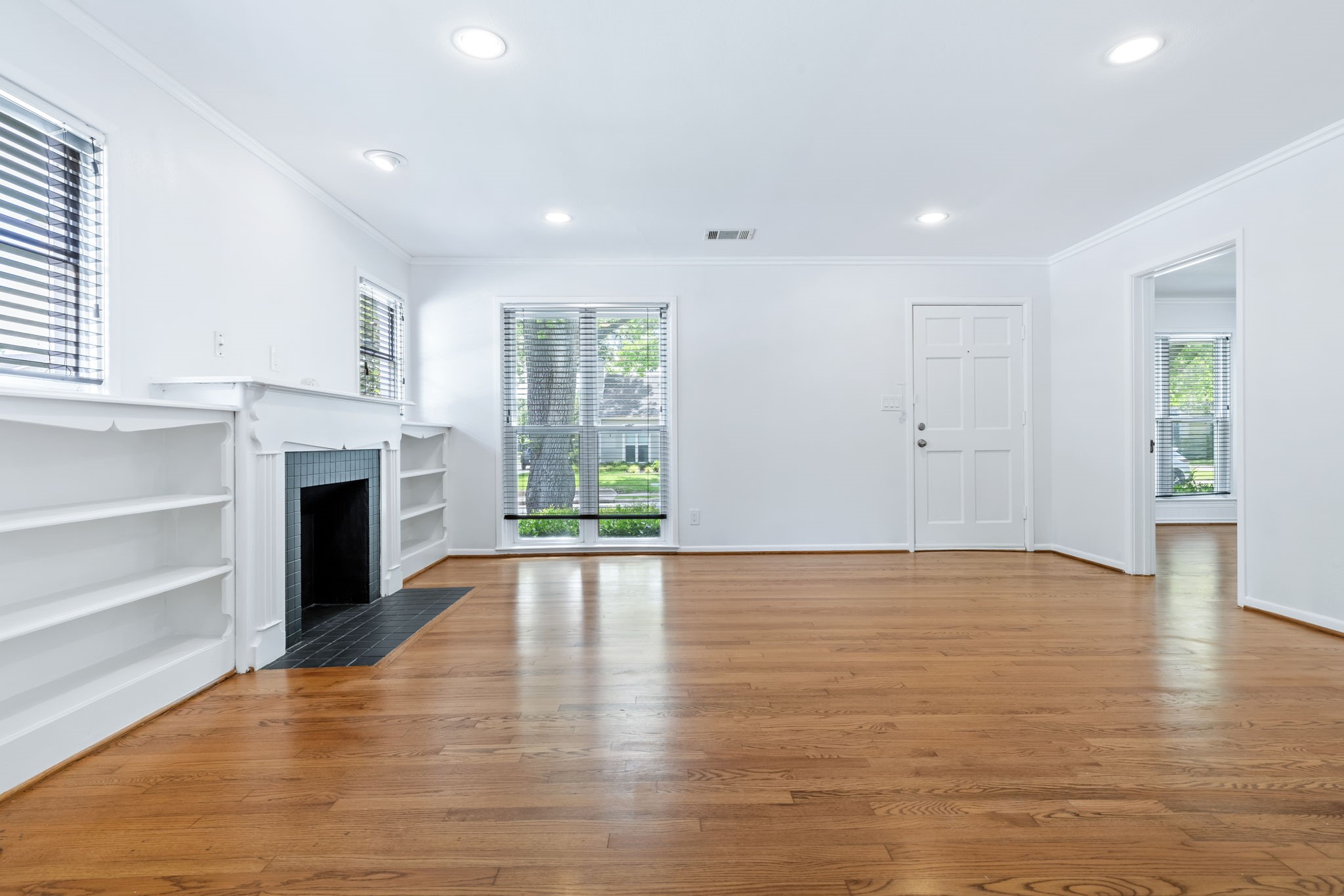 4347 Somerville Avenue