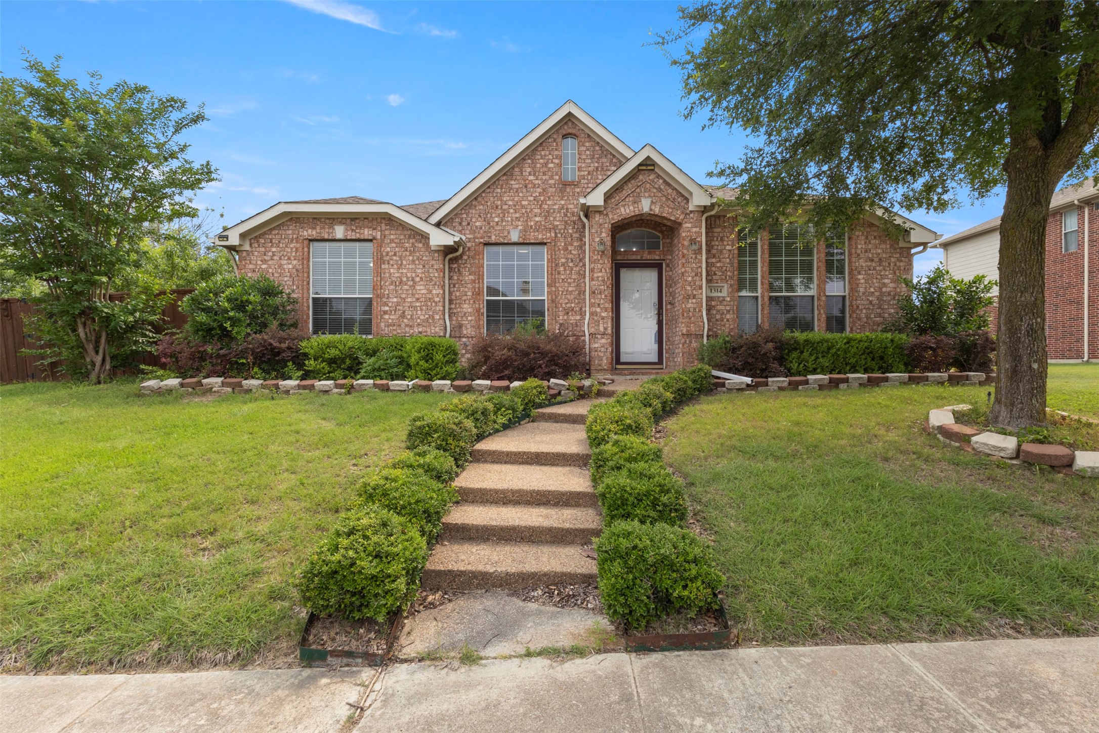 1314 Sunscape Way