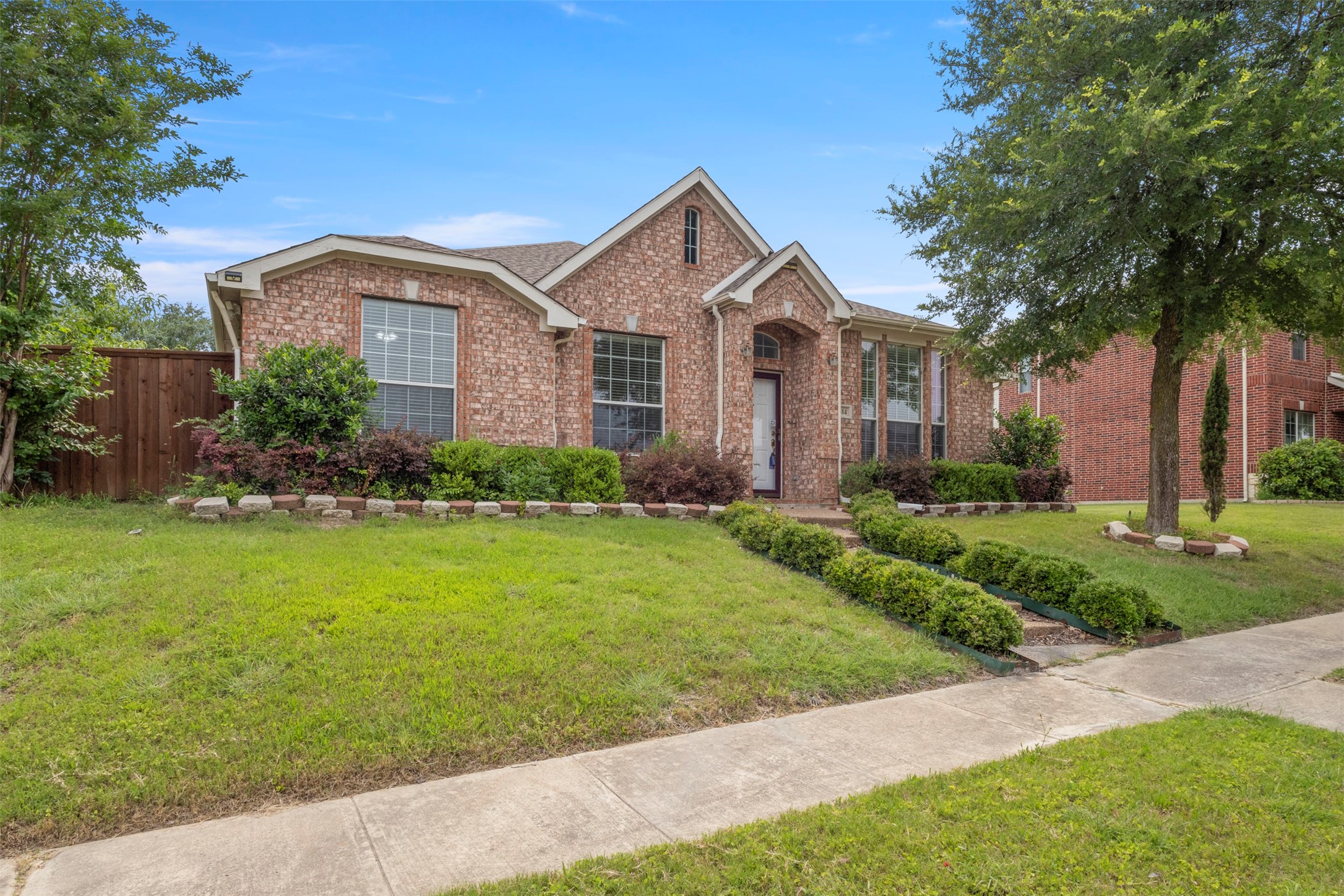 1314 Sunscape Way