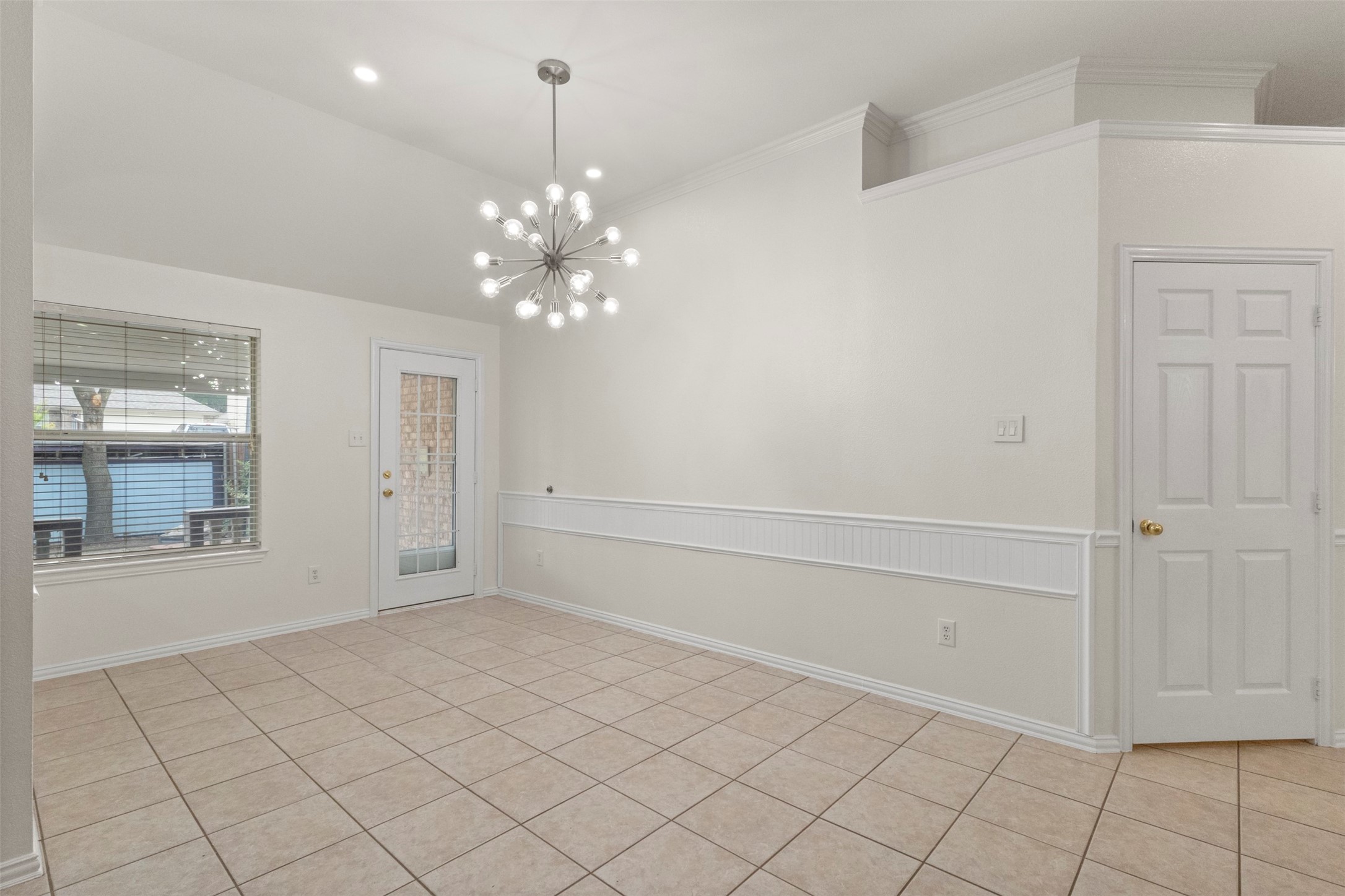 1314 Sunscape Way
