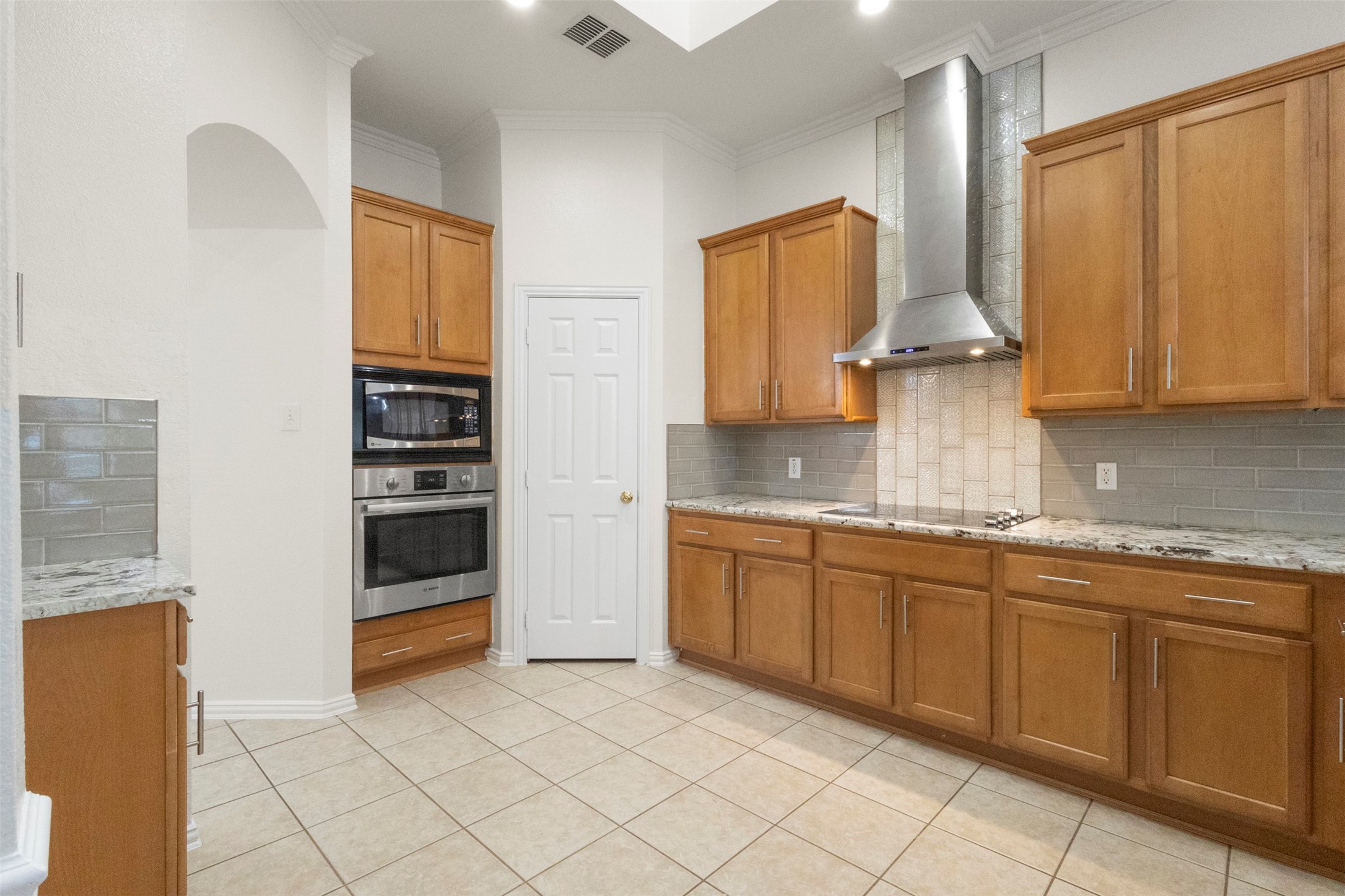 1314 Sunscape Way