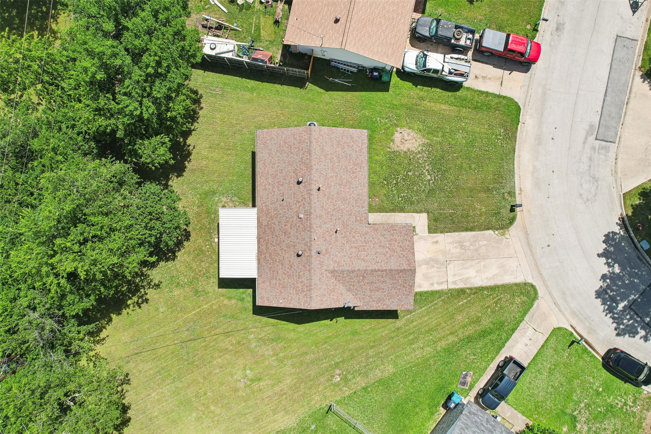 207 Bluebird Circle