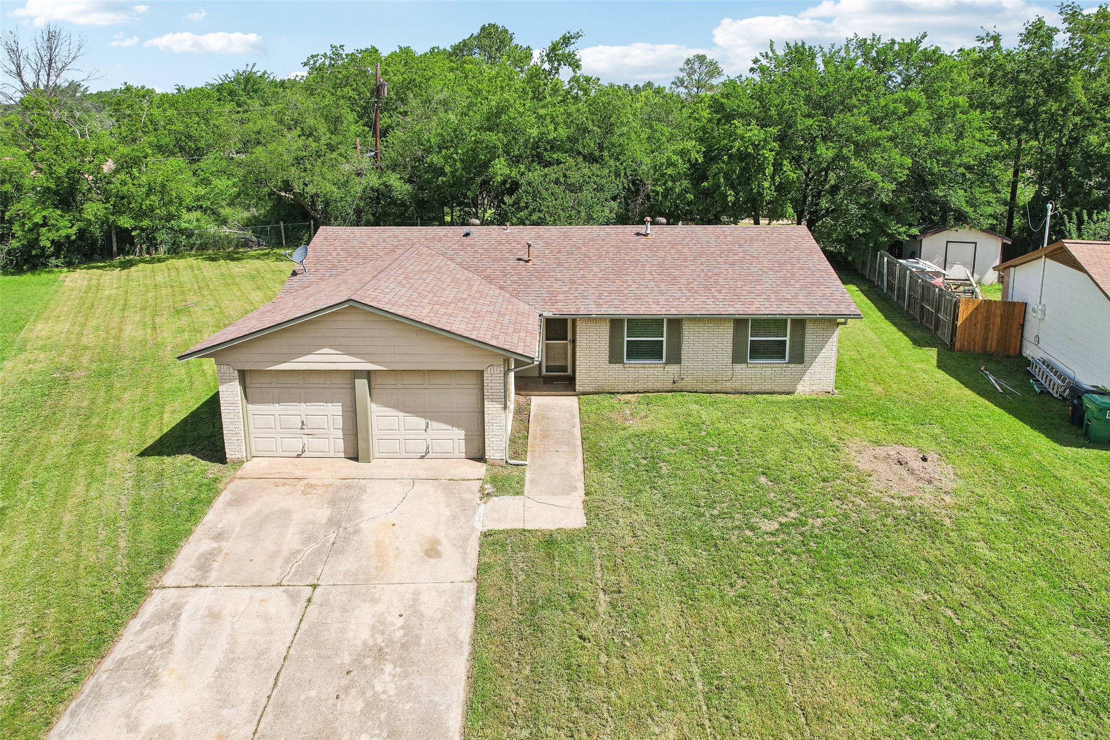 207 Bluebird Circle