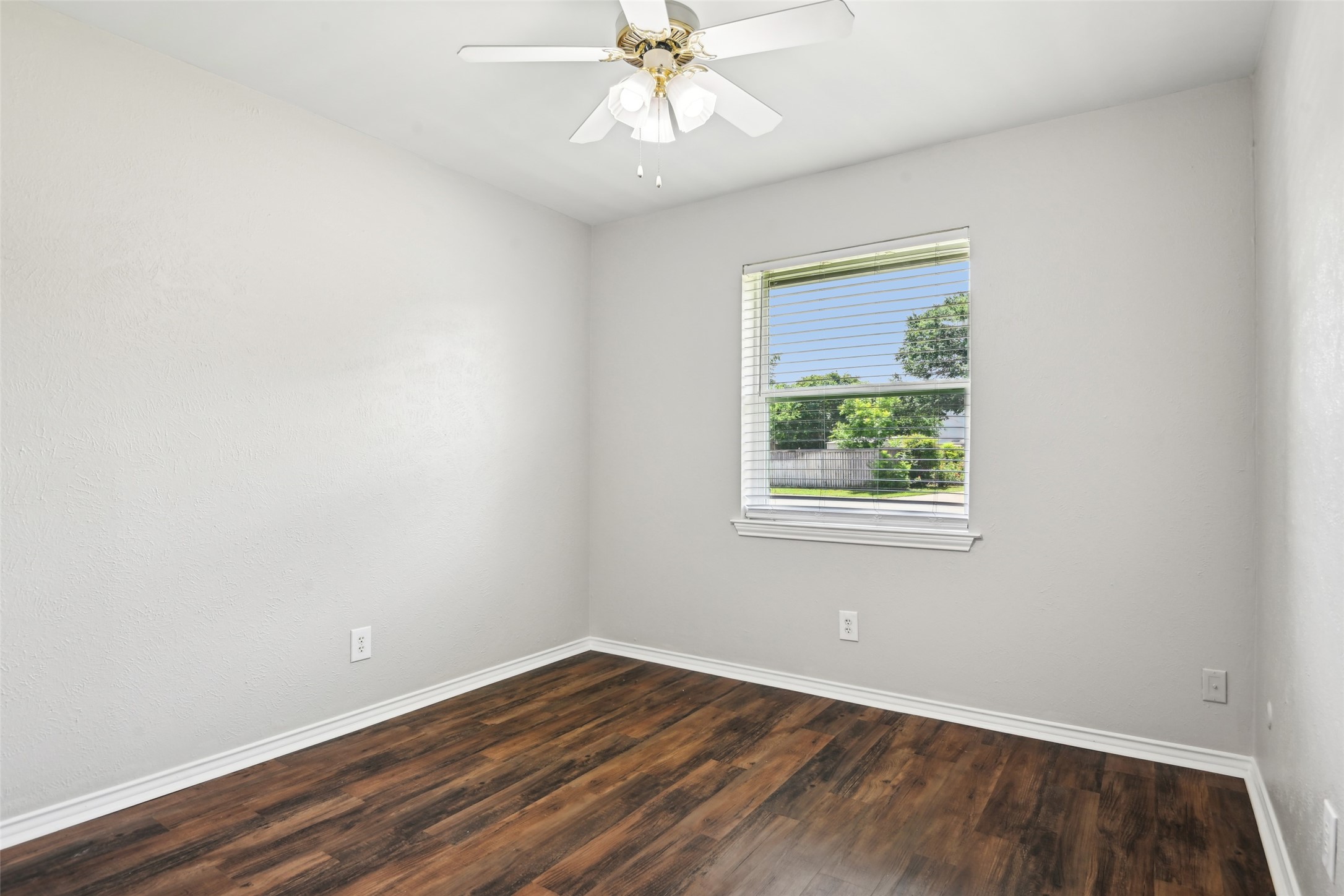 207 Bluebird Circle