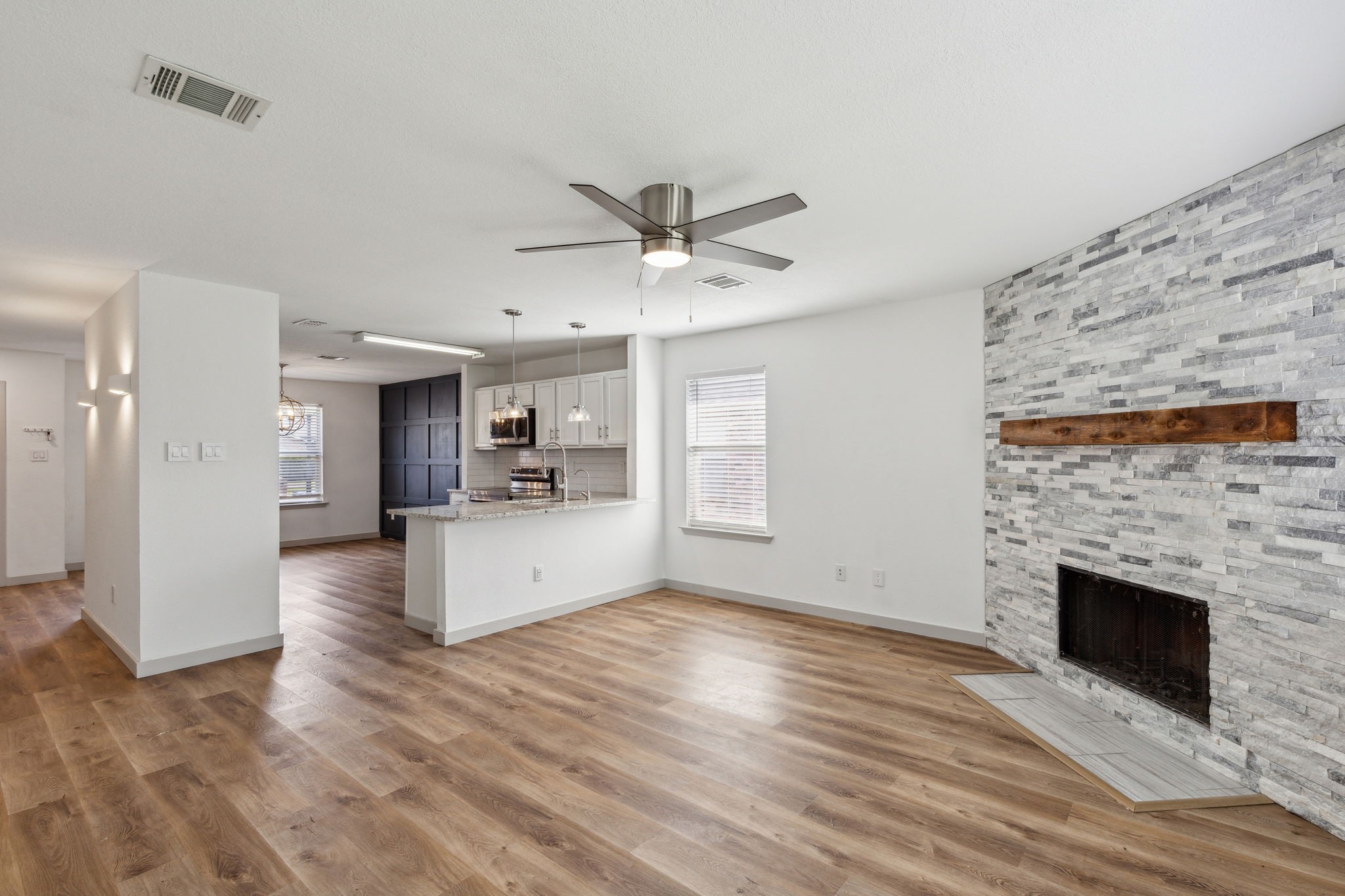 4514 Wedgewood Drive