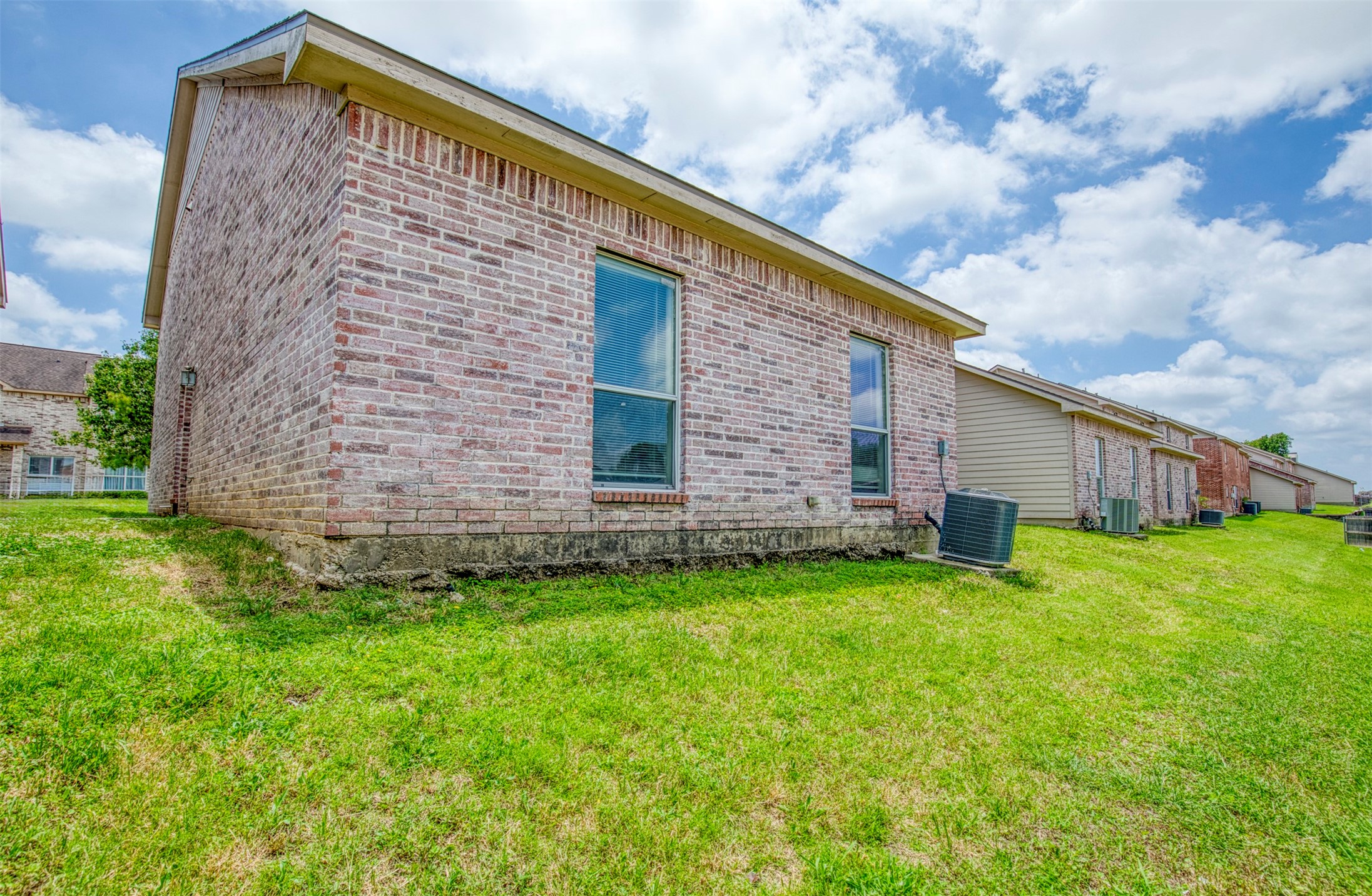 2316 Homewood Lane