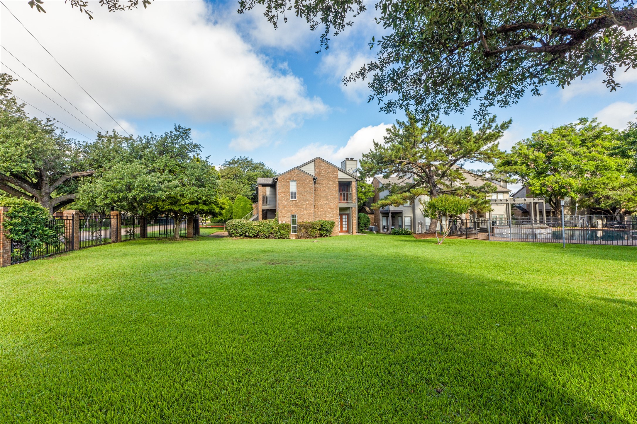 4067 Beltway Drive 211