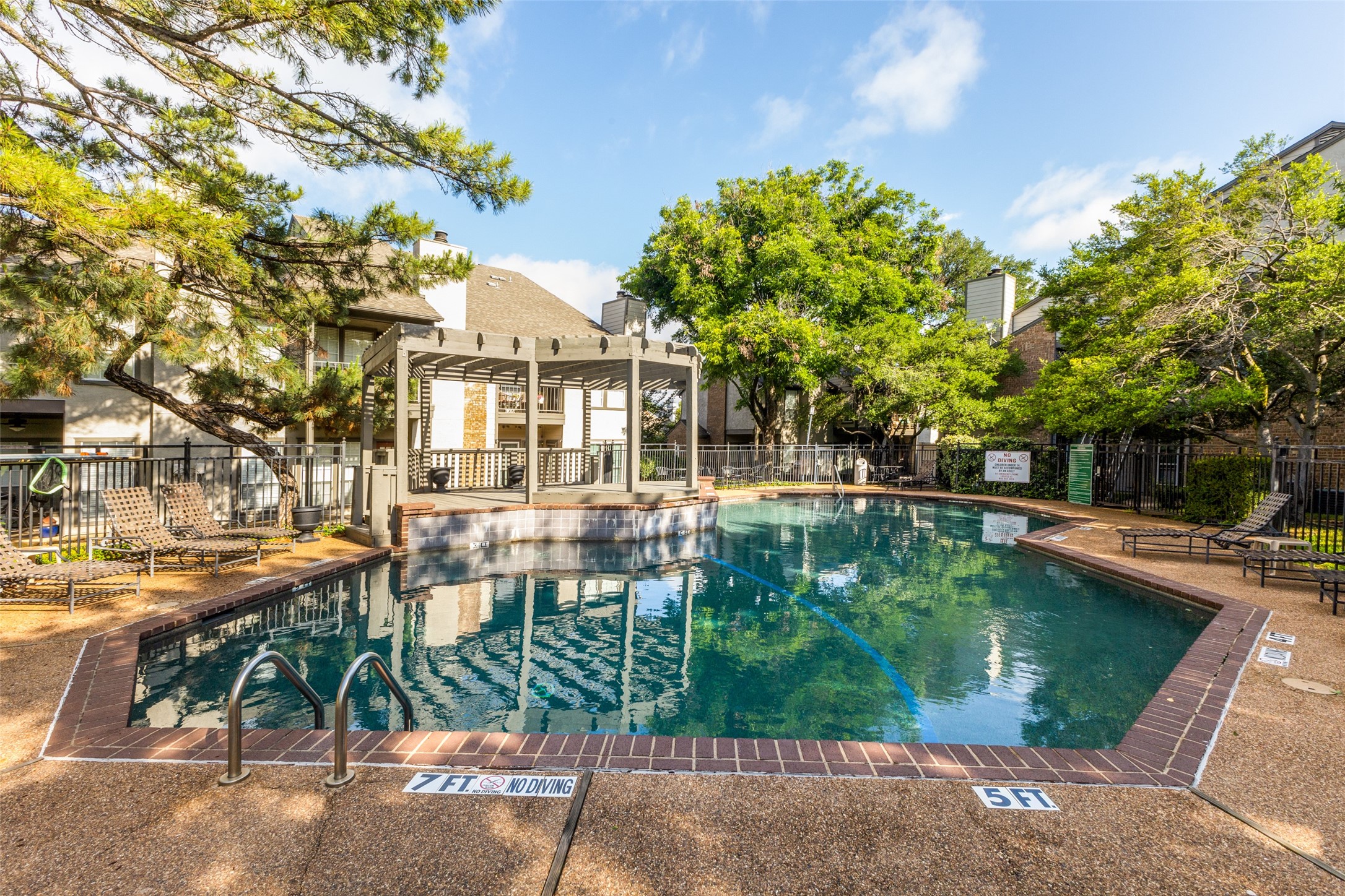 4067 Beltway Drive 211