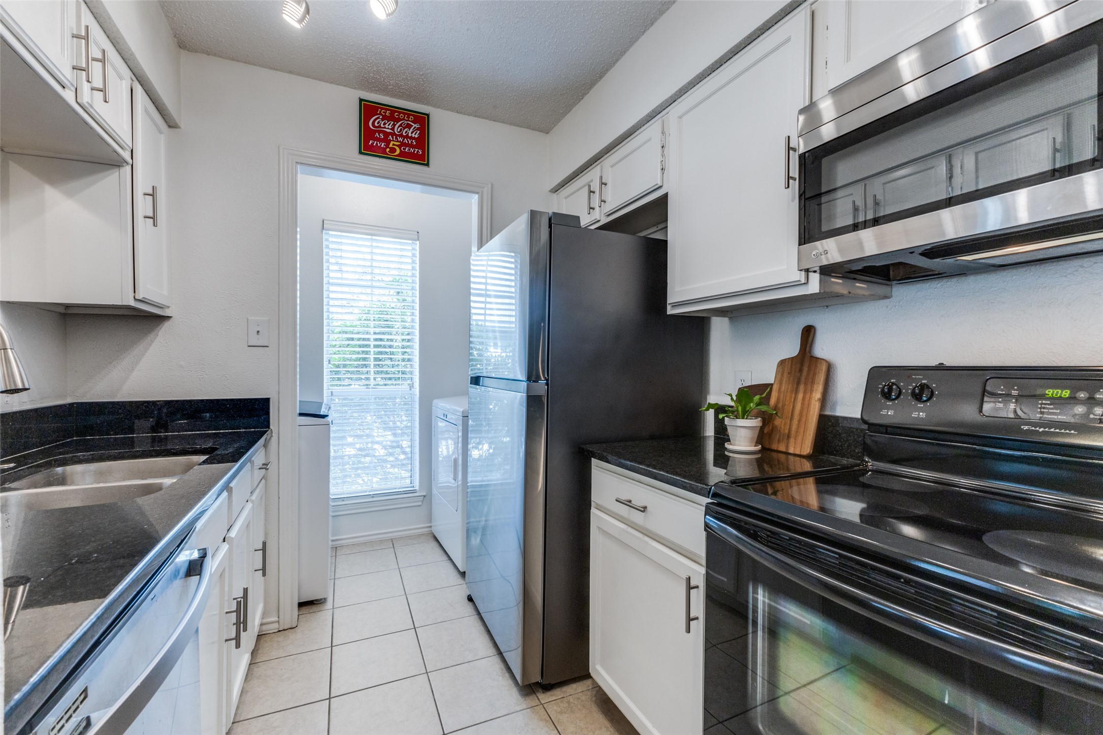 4067 Beltway Drive 211