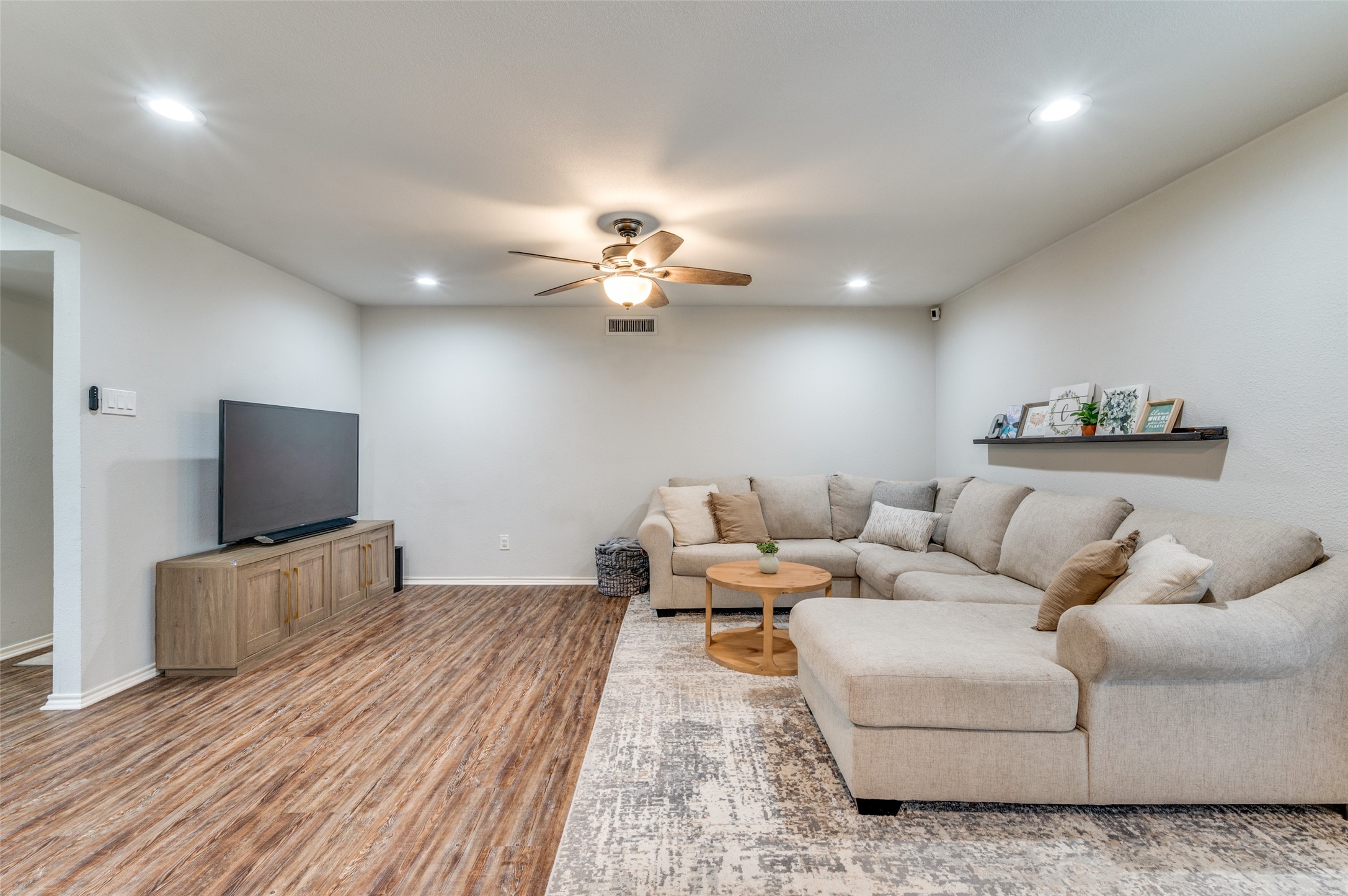 3345 Sherwood Drive