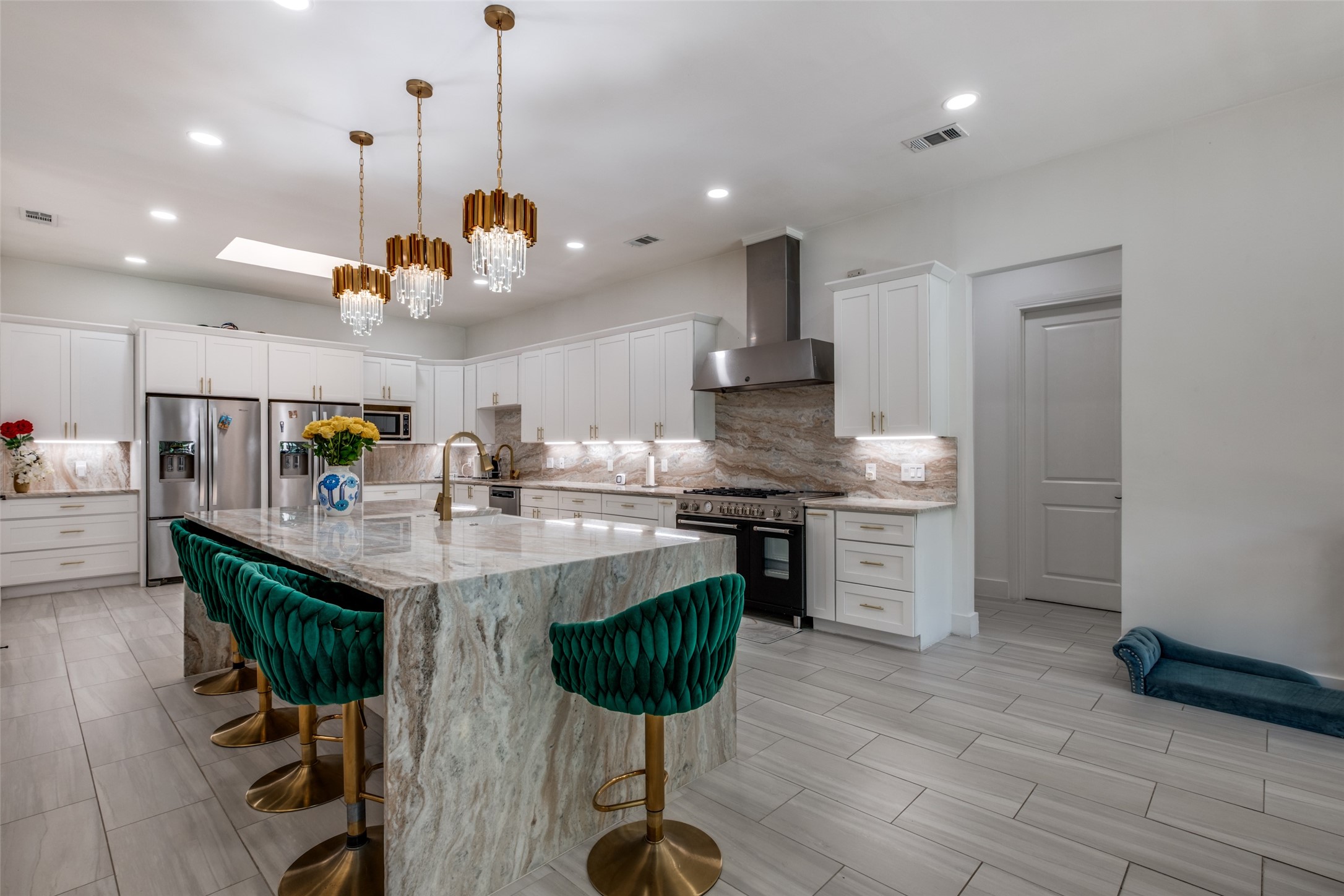 6211 Baymar Lane