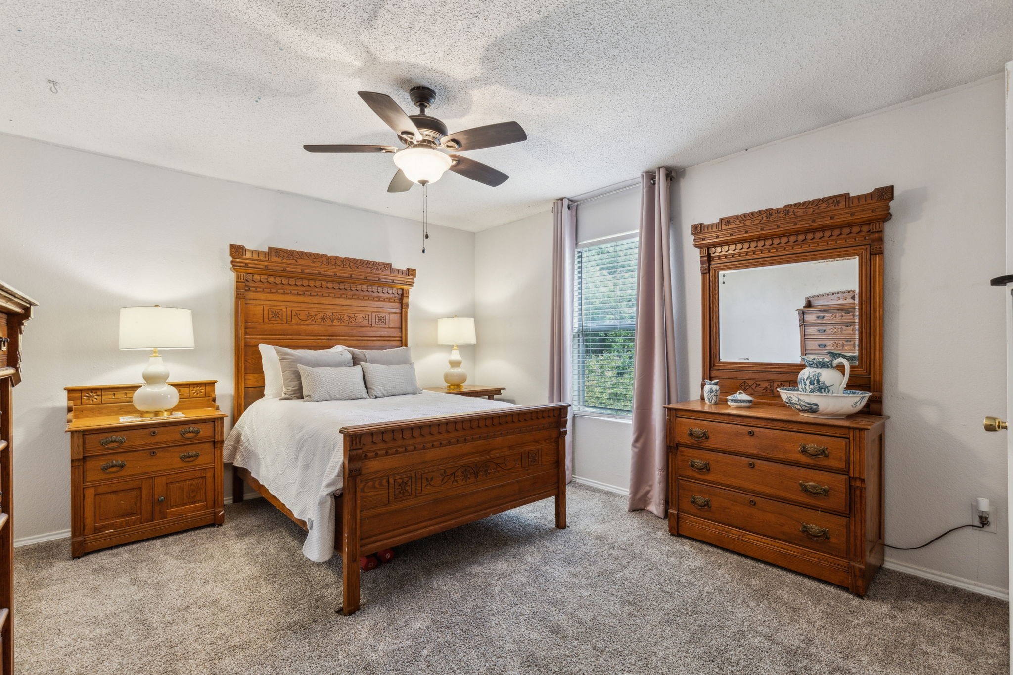 2300 Avalon Creek Way
