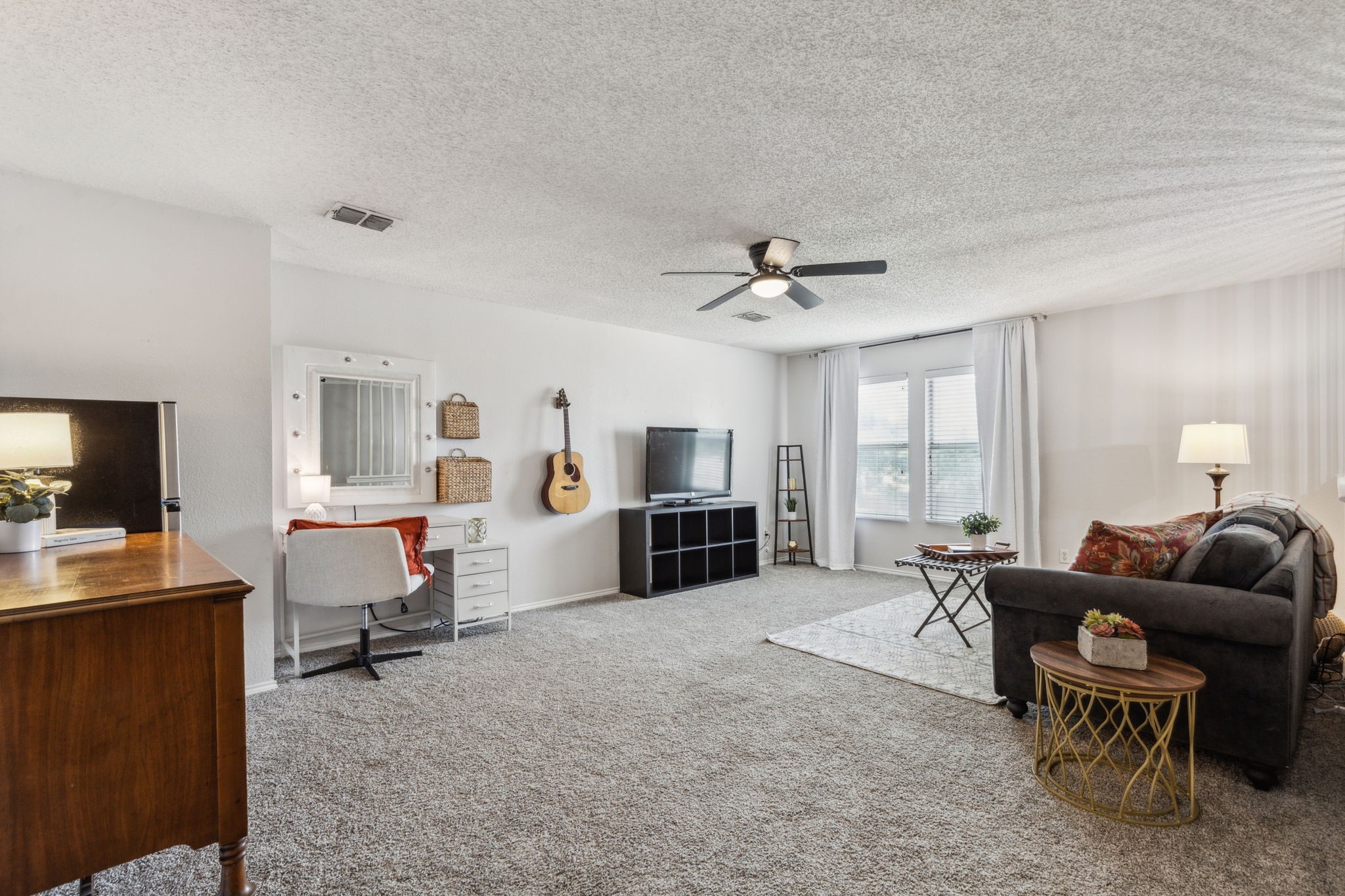 2300 Avalon Creek Way