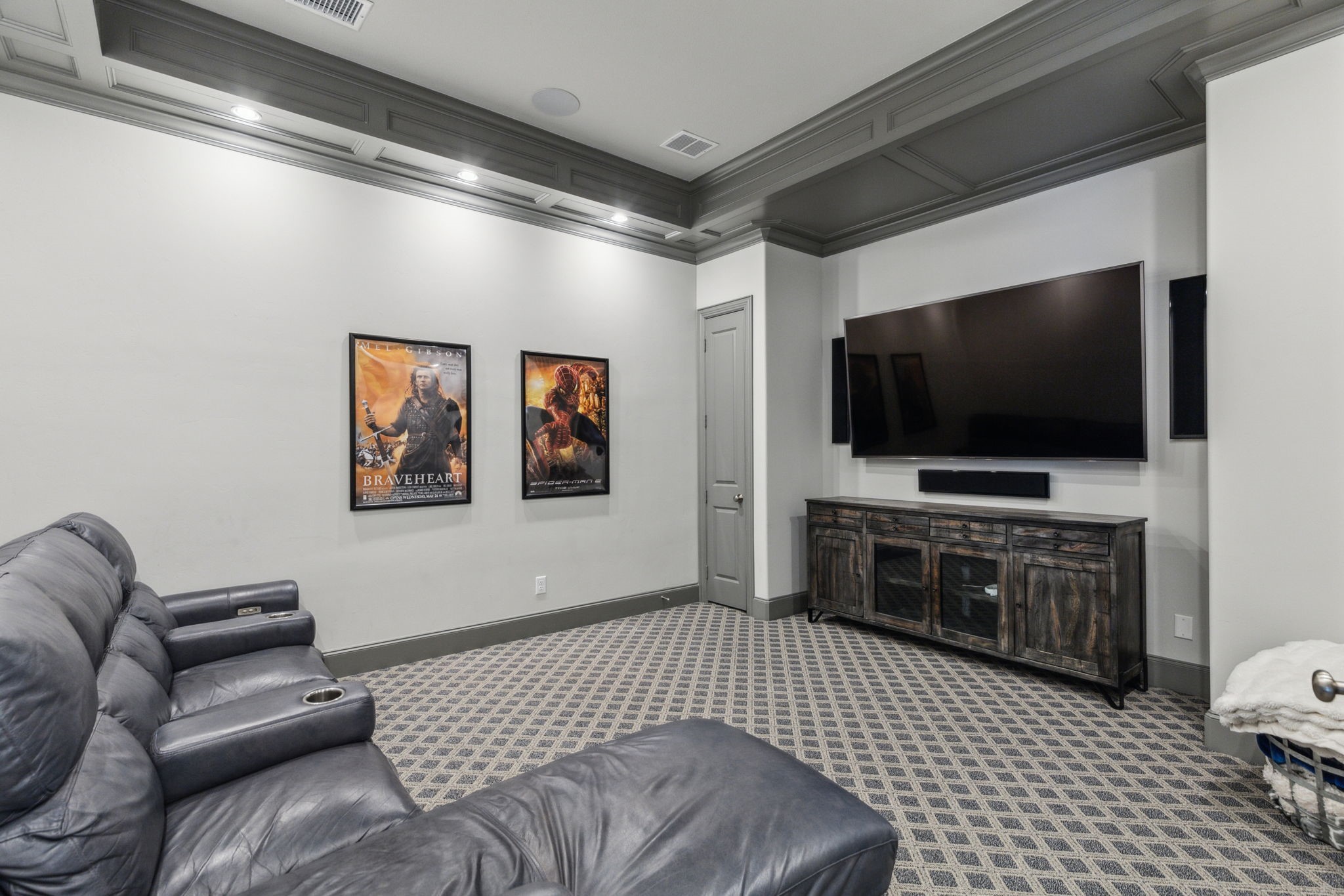 7013 Emerald Creek Drive