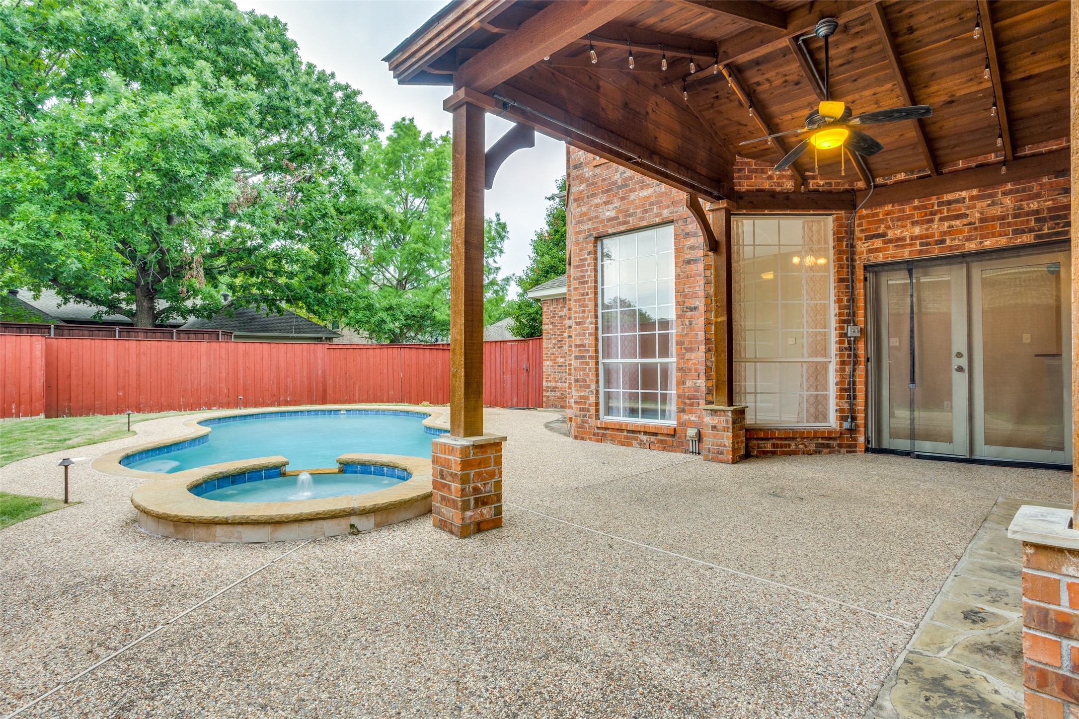 3812 Glasgow Drive