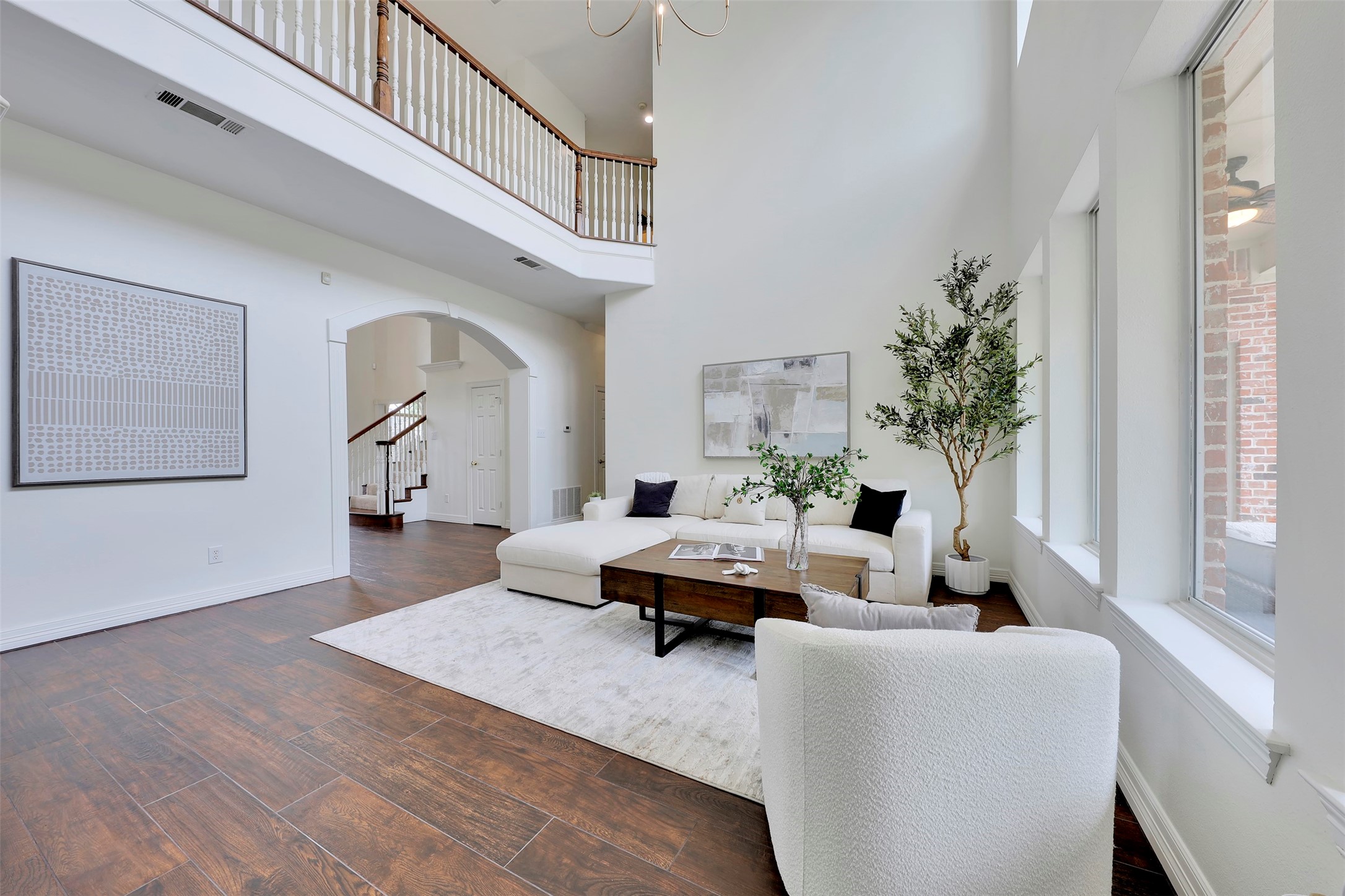 319 Meadow Drive