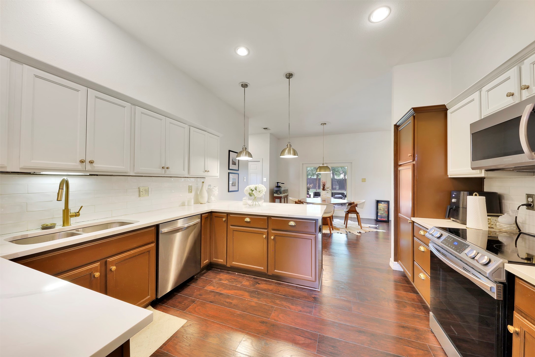 319 Meadow Drive
