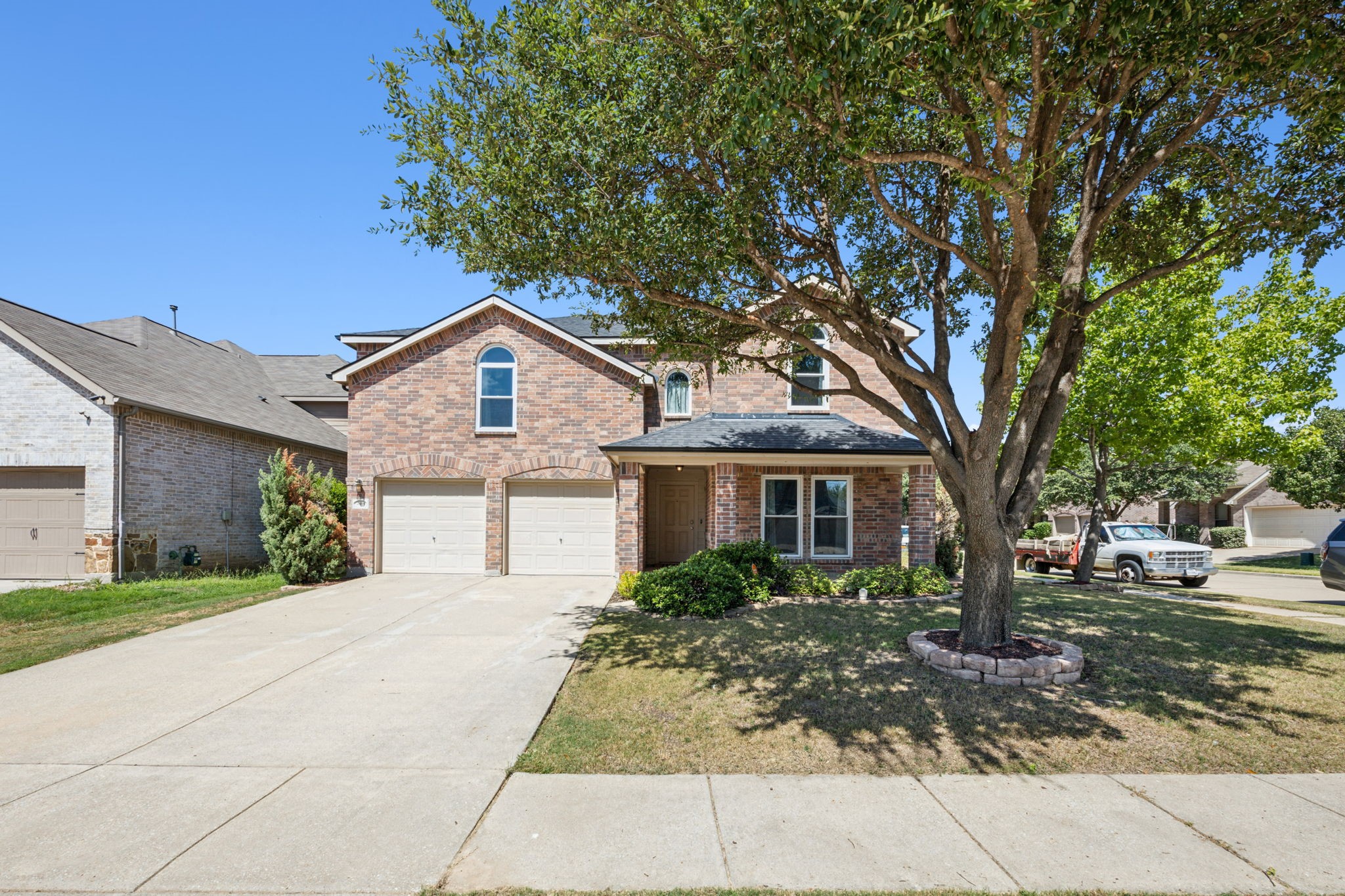 208 Bluefinch
