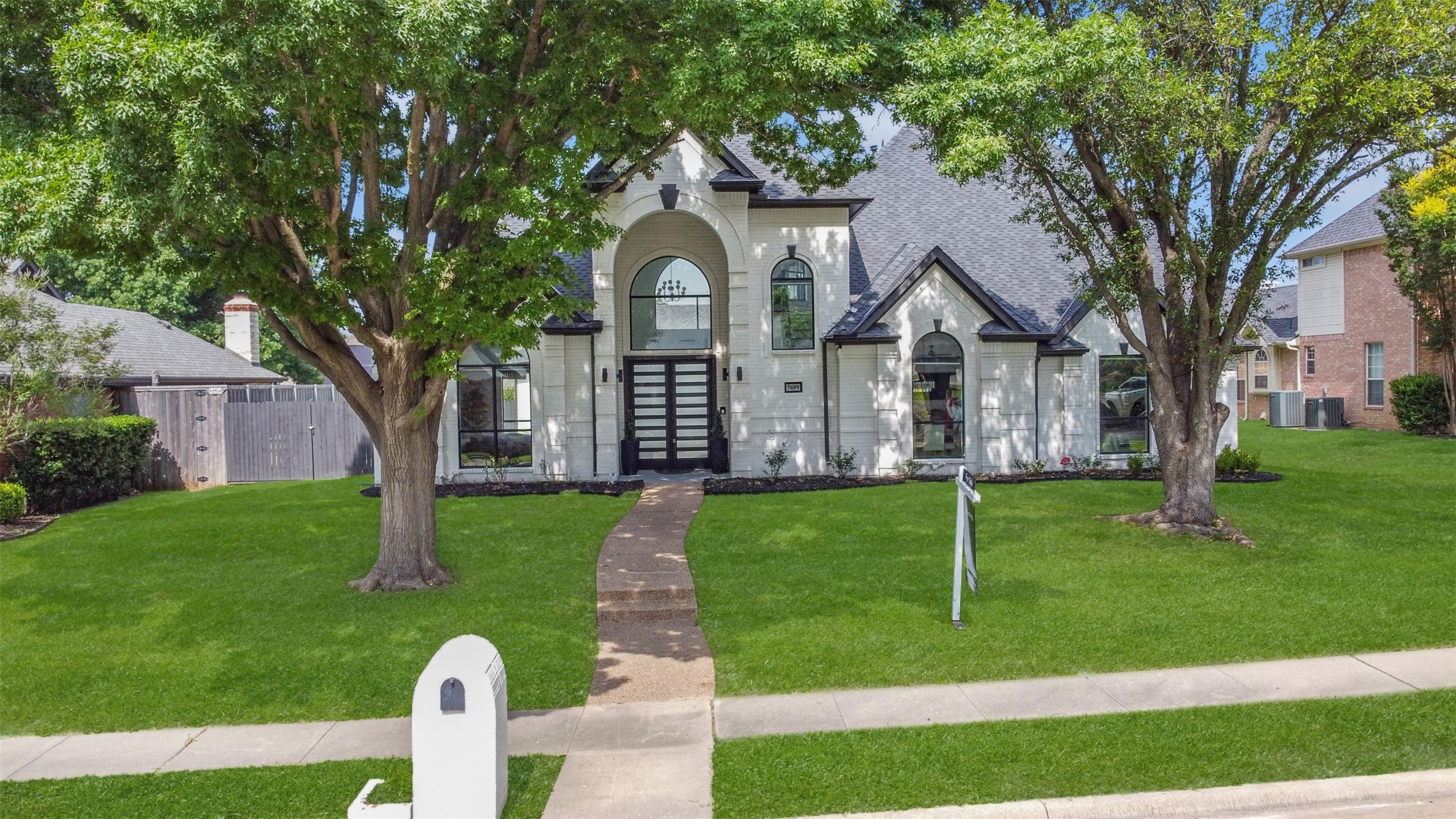 7609 Twelve Oaks Circle