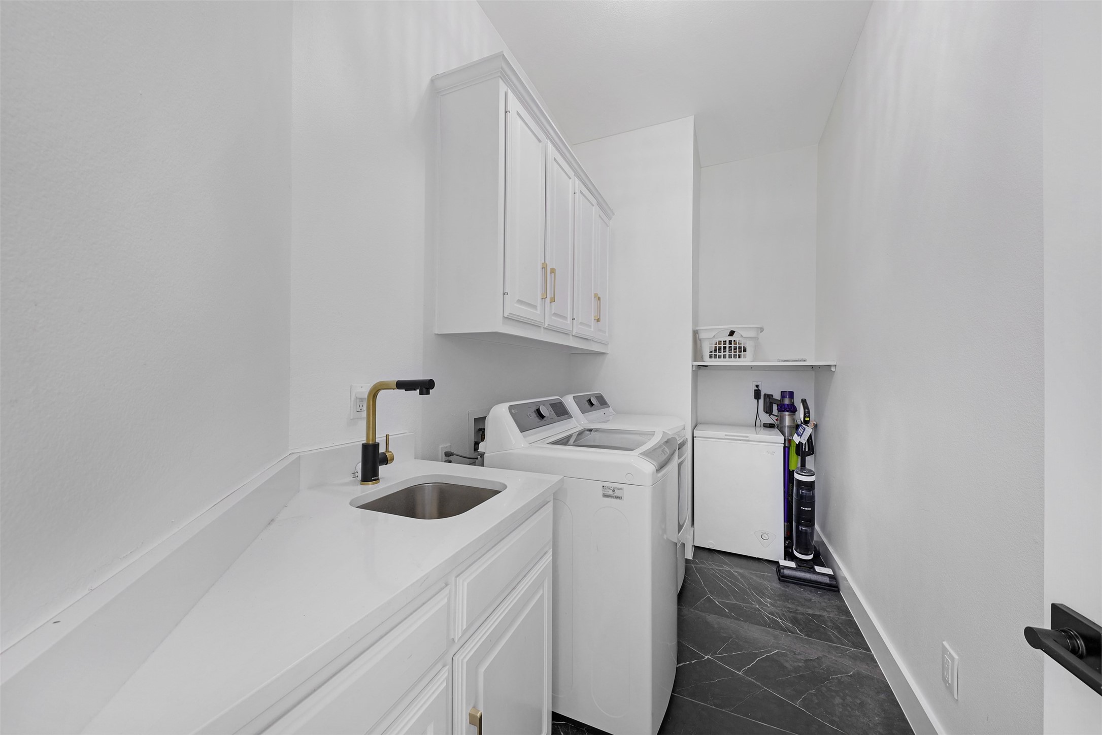 7609 Twelve Oaks Circle