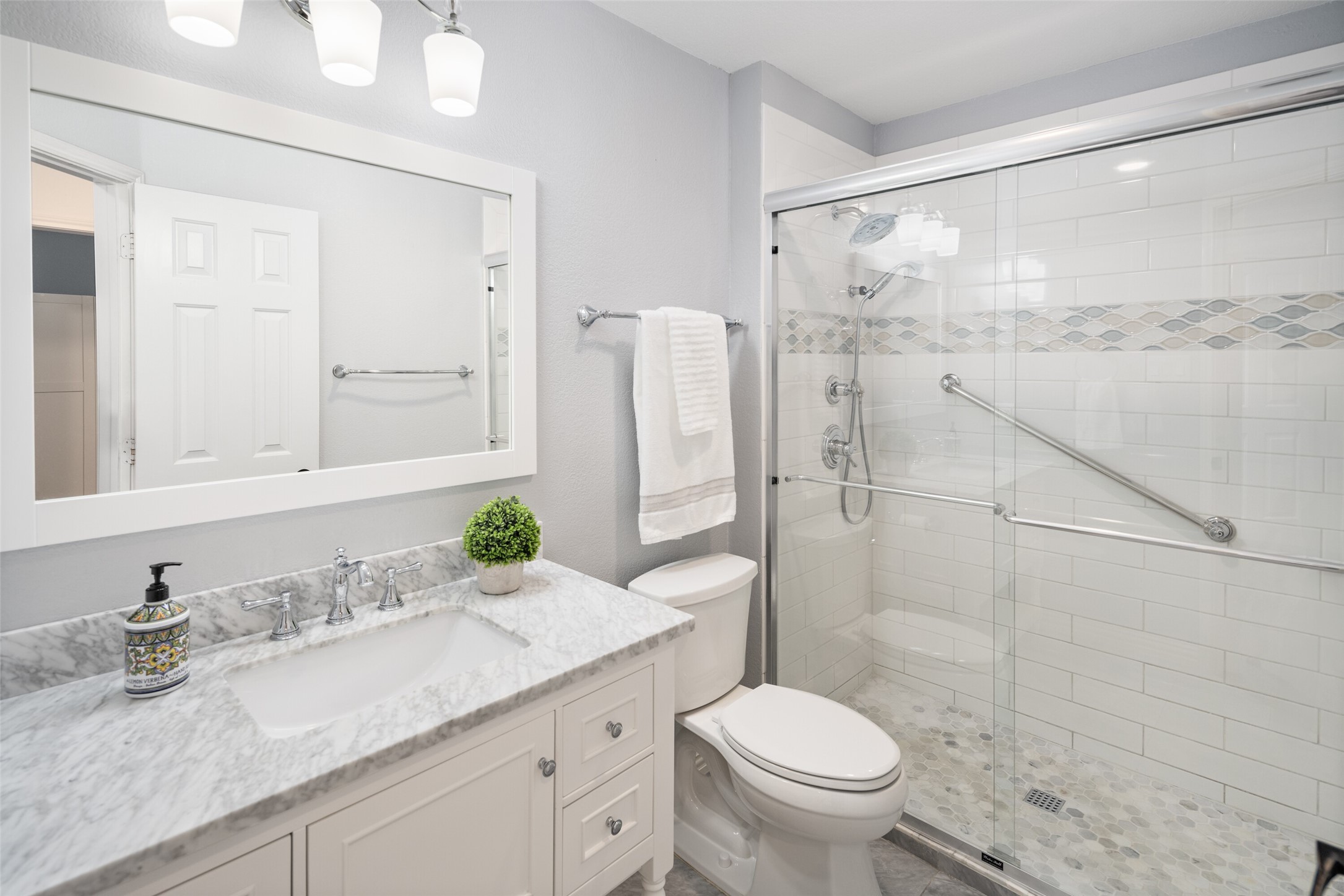 3209 Peppertree Place