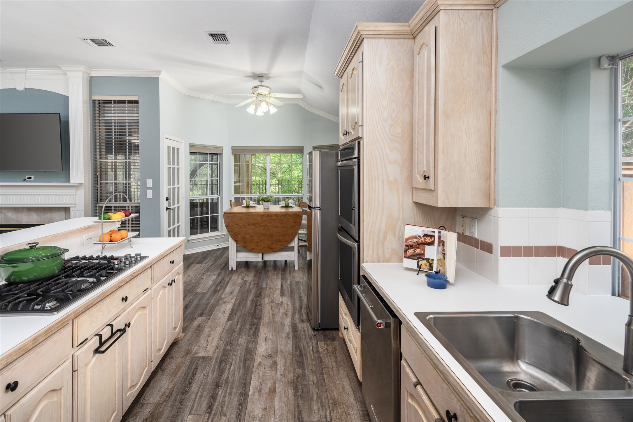 3209 Peppertree Place