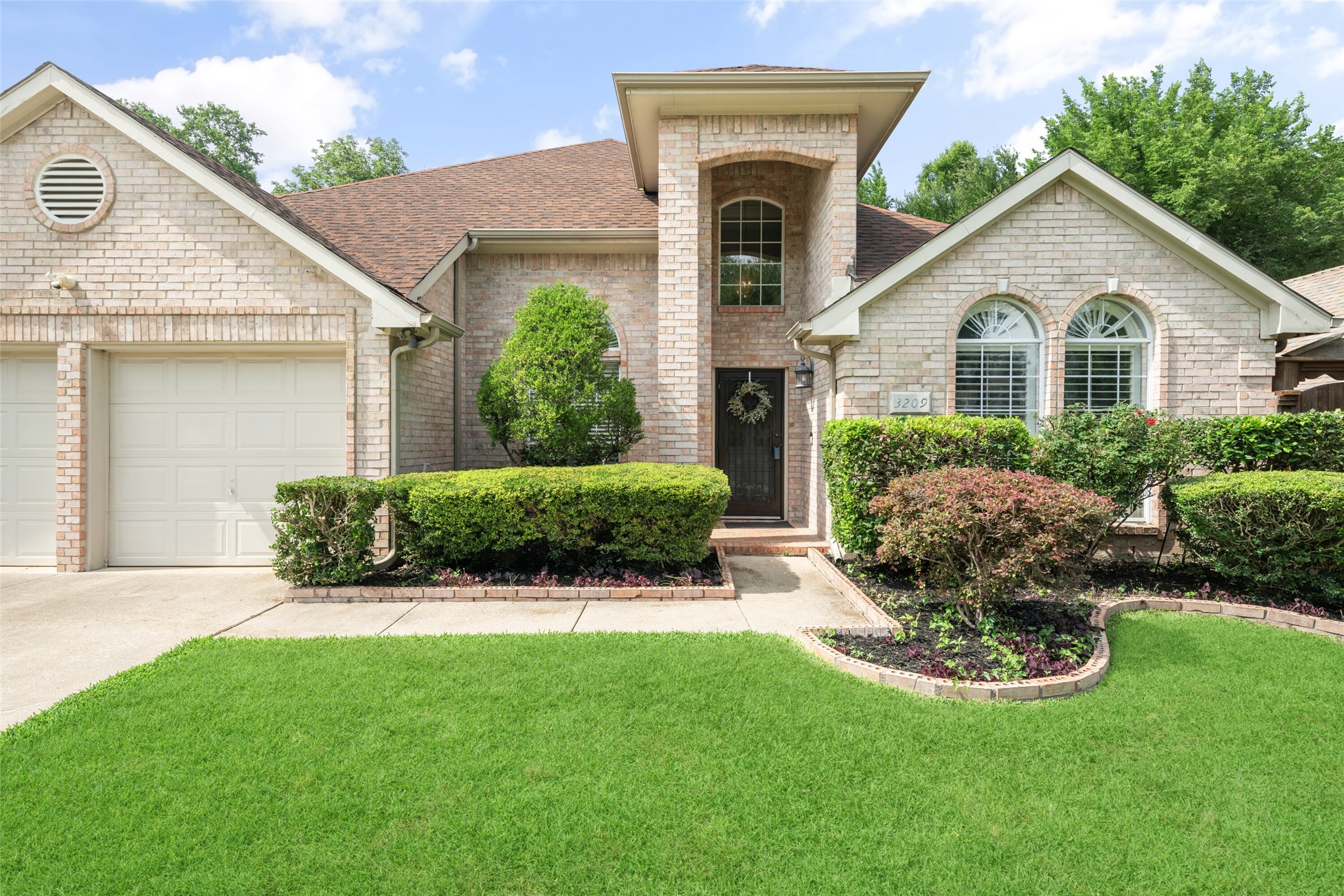 3209 Peppertree Place