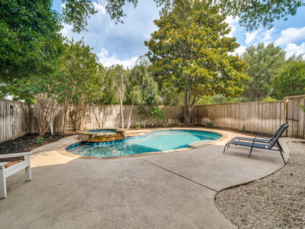 6728 Patrick Lane