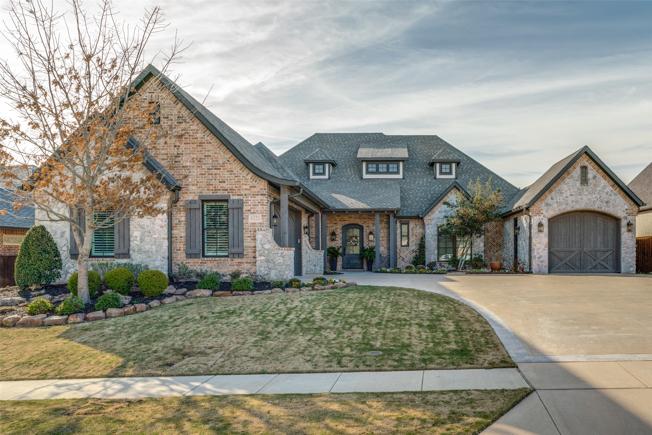 6121 Crystal Cove Court