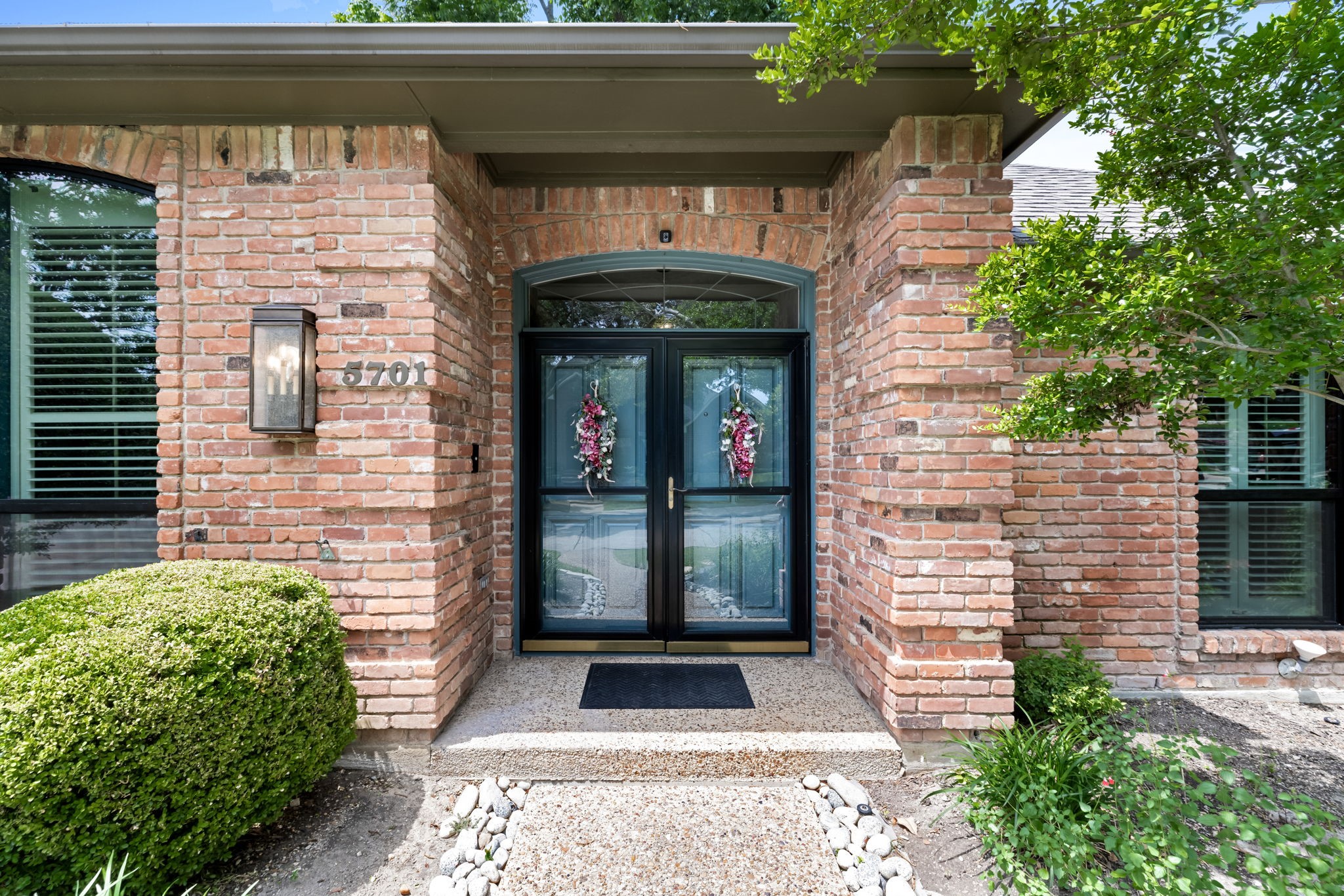 5701 Buffridge Trail
