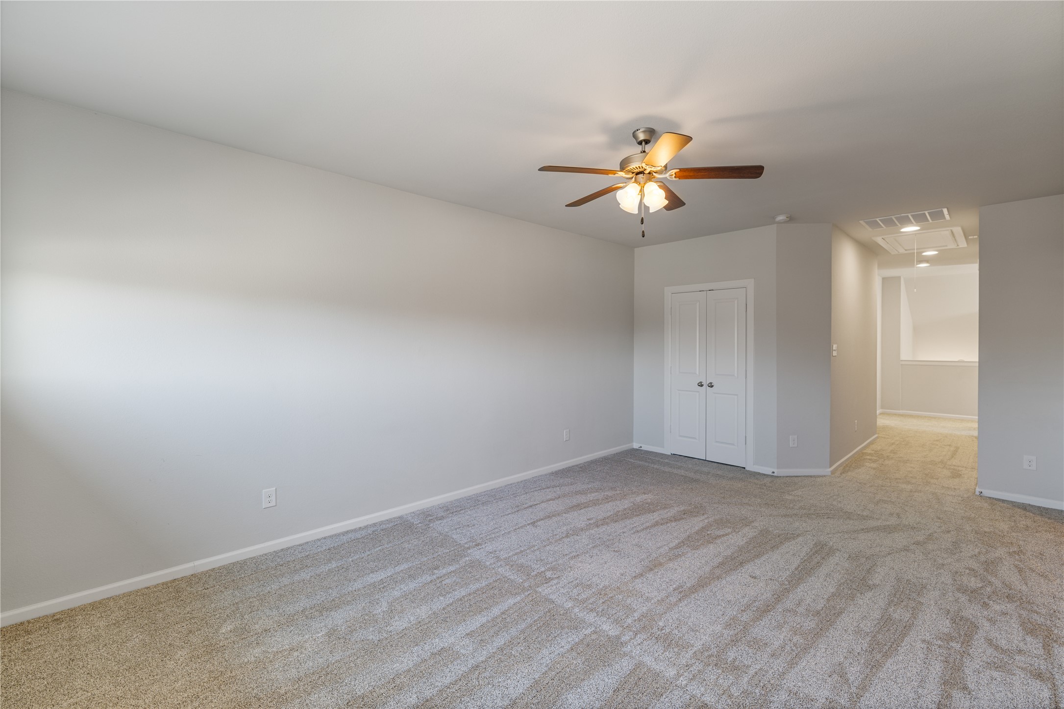 825 Parkside Drive