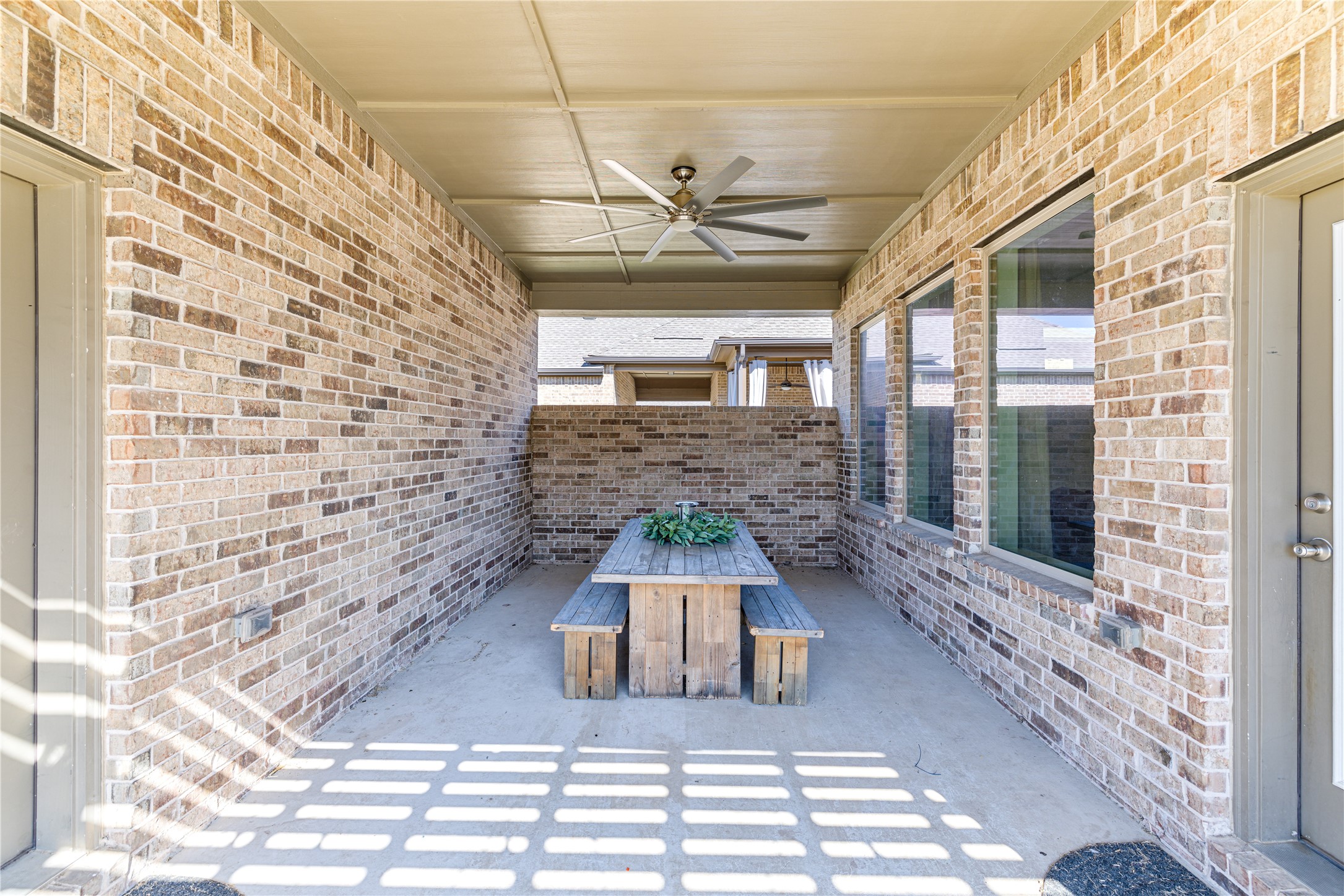 825 Parkside Drive