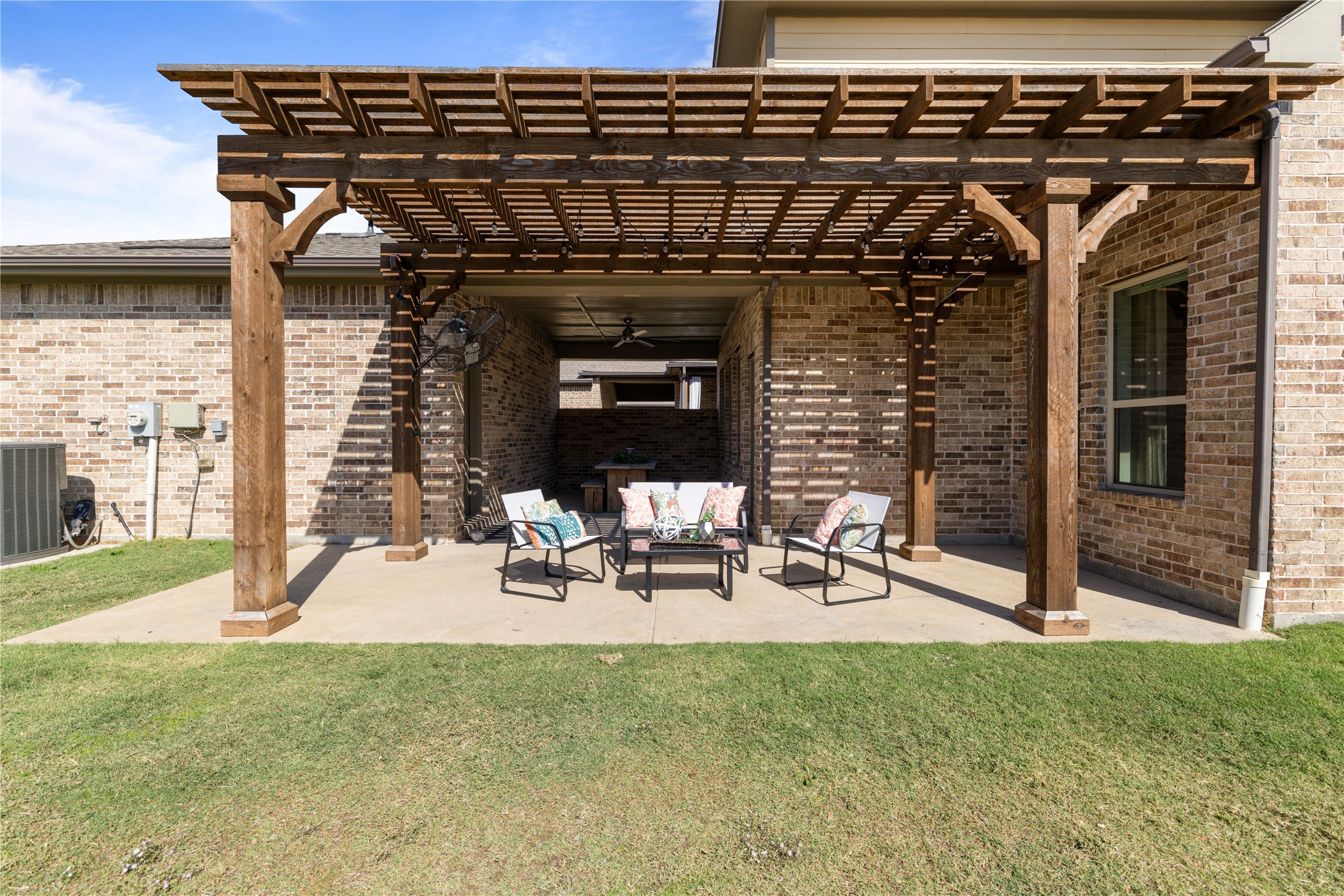 825 Parkside Drive