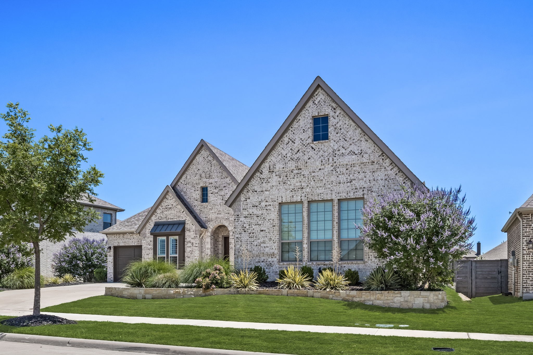 7032 Lookout Lane