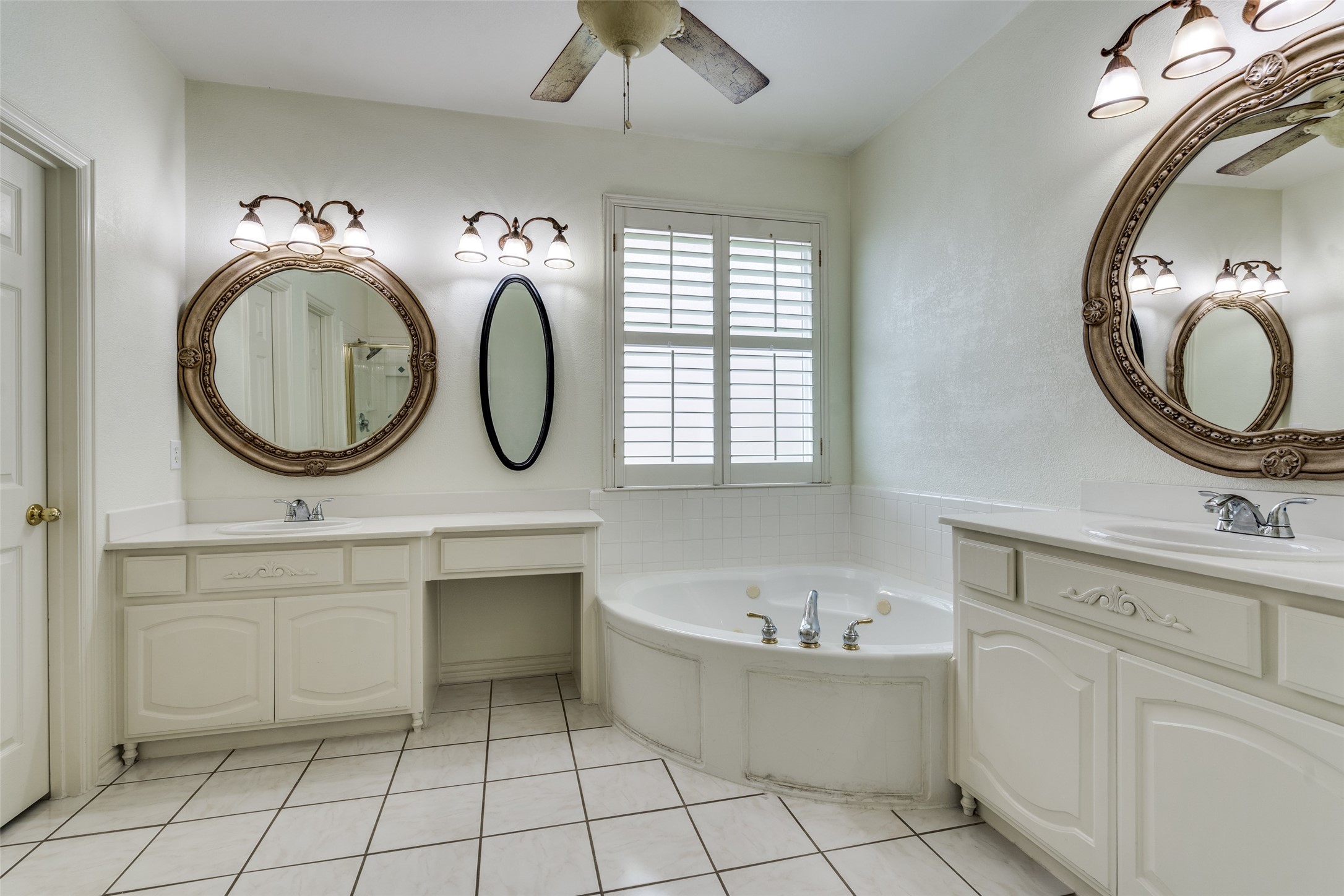3107 Meadow Wood Drive