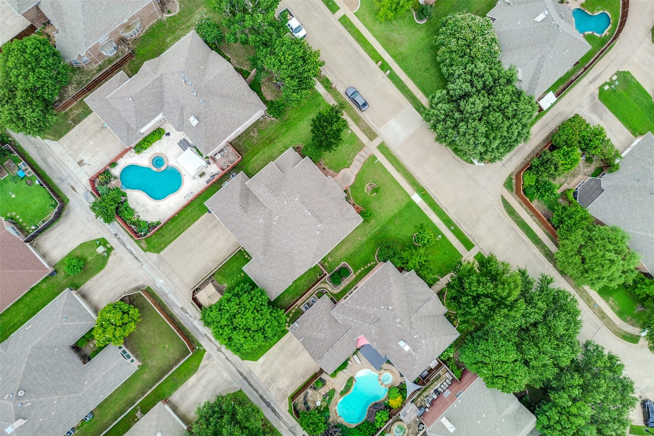 3107 Meadow Wood Drive