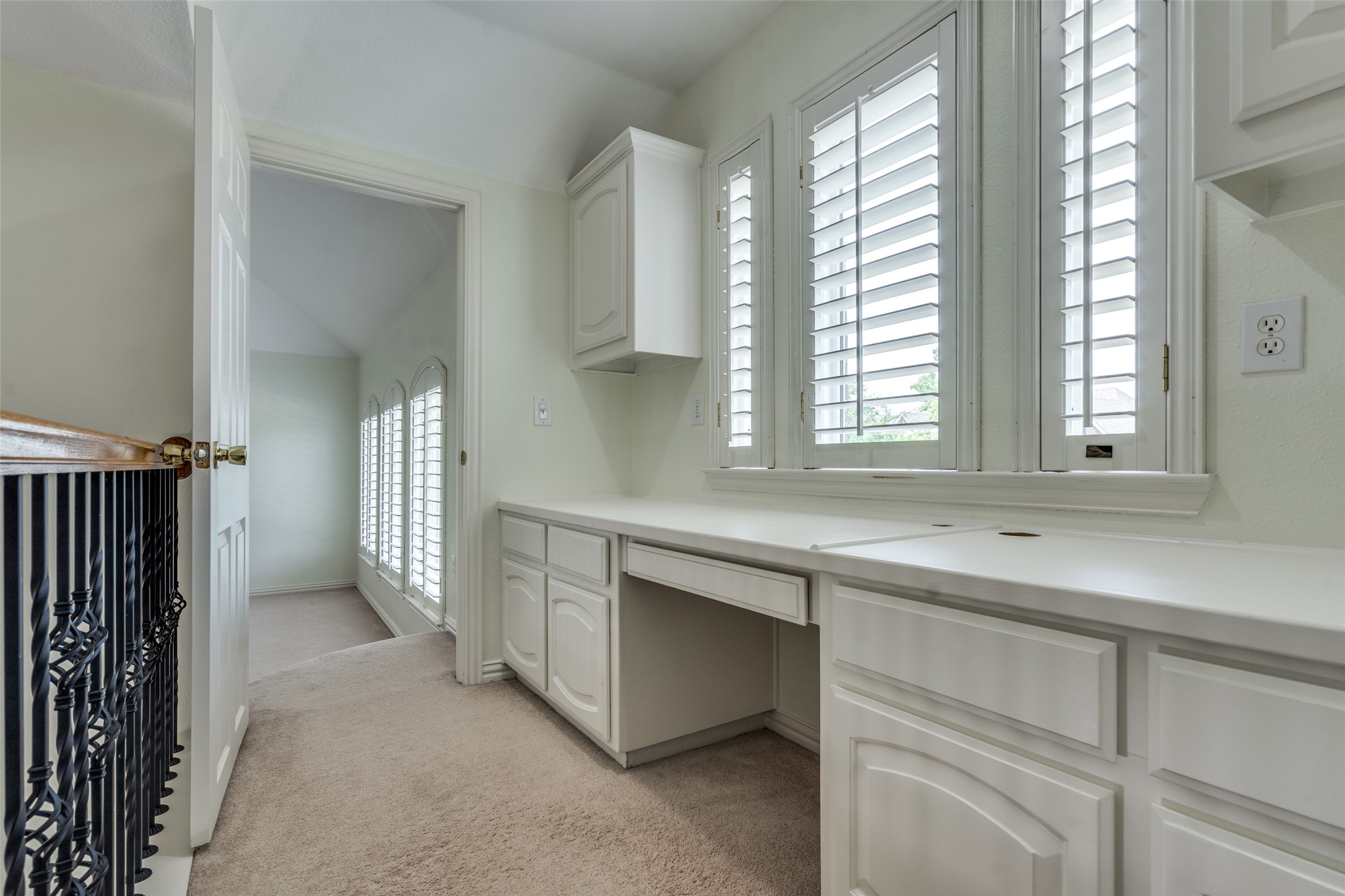 3107 Meadow Wood Drive