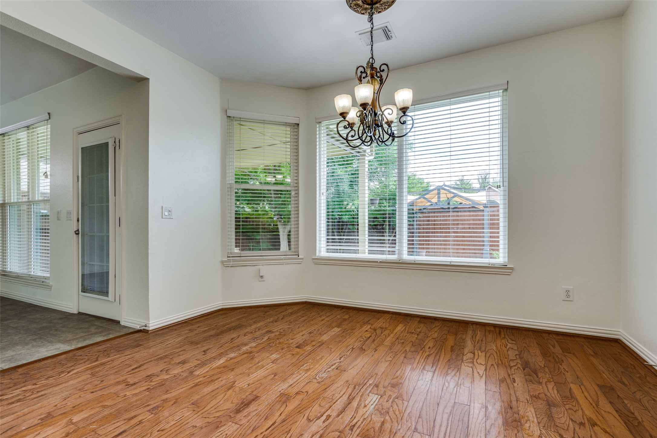 3107 Meadow Wood Drive