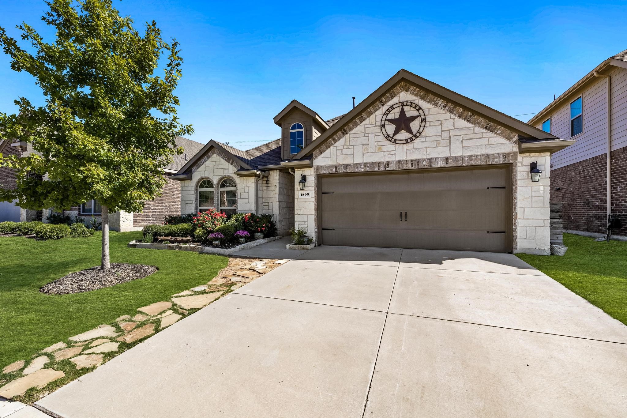 1809 Lake Pine Drive
