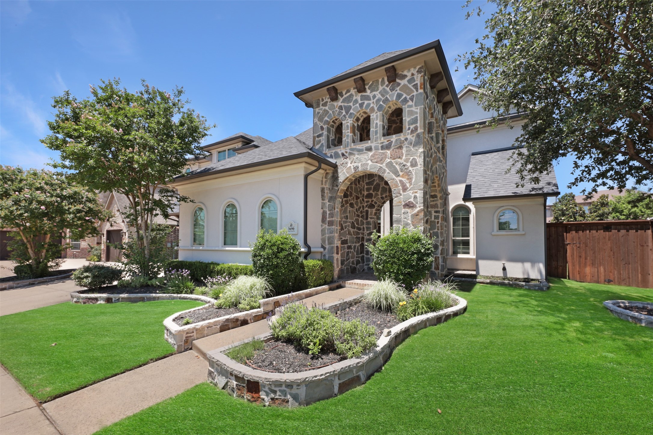 3690 Guinn Gate Drive