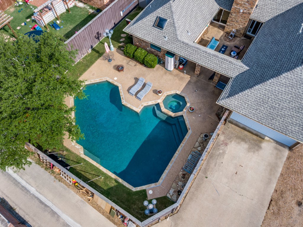 2505 Piedra Drive