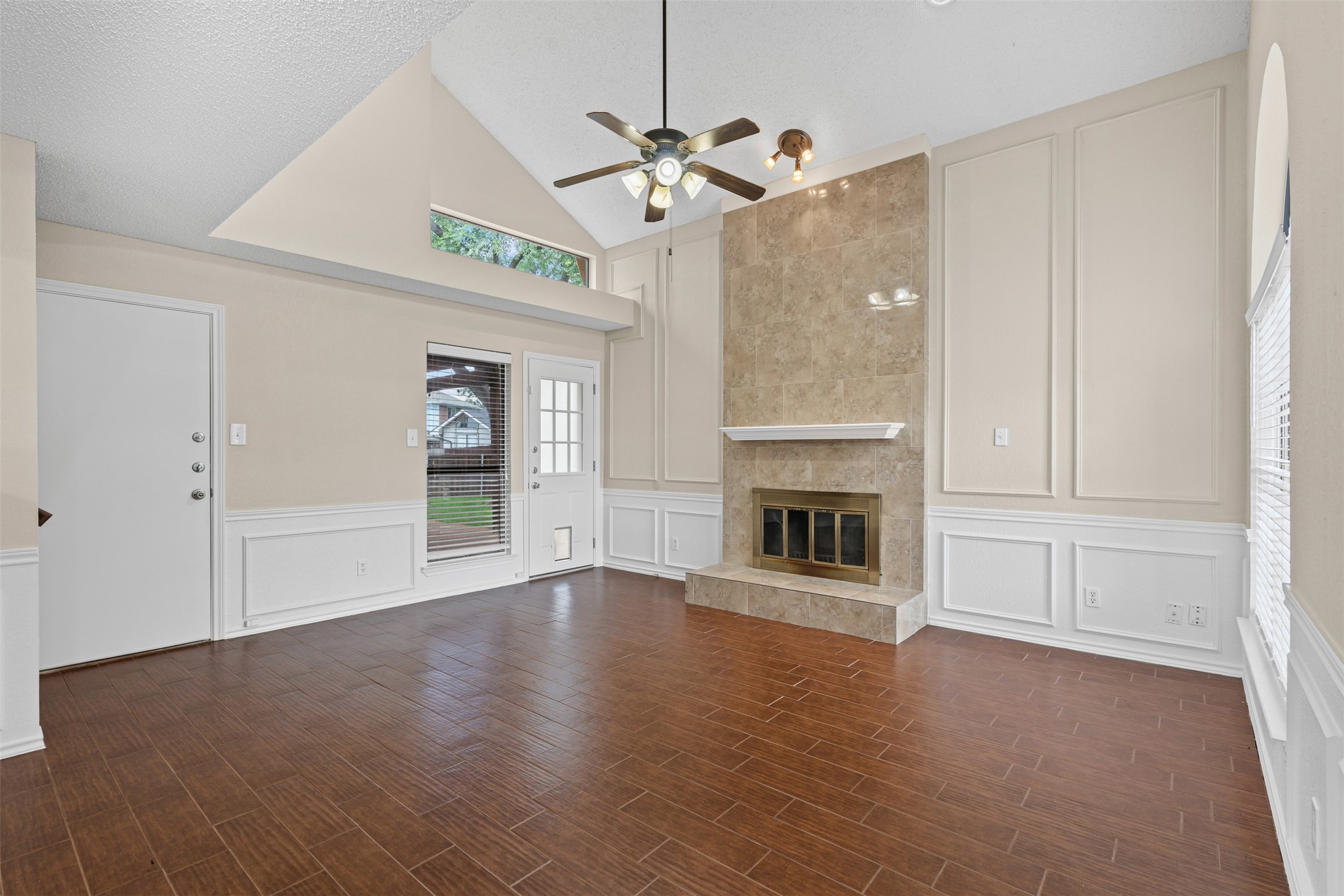 1404 Ranchview Court