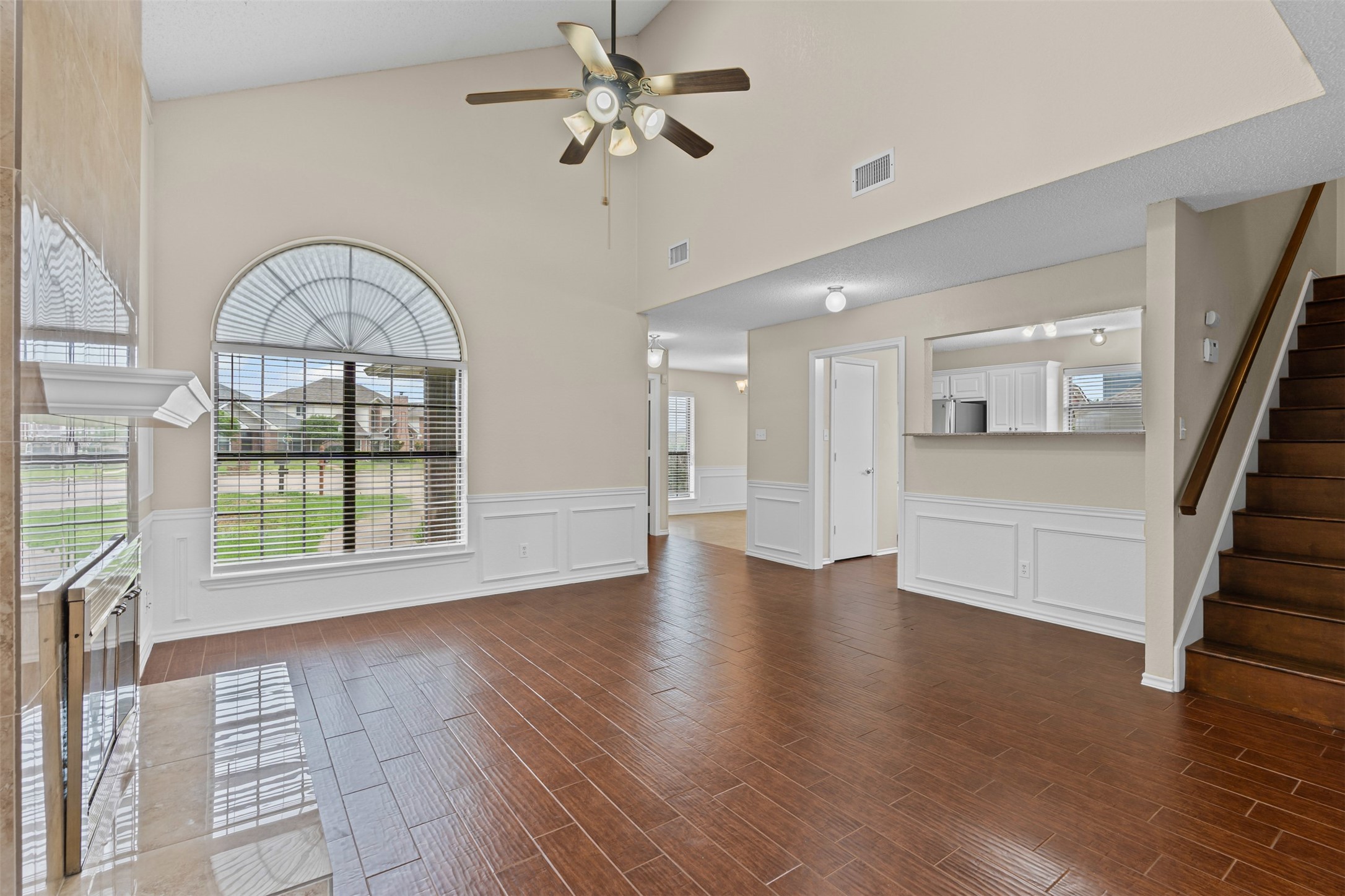 1404 Ranchview Court