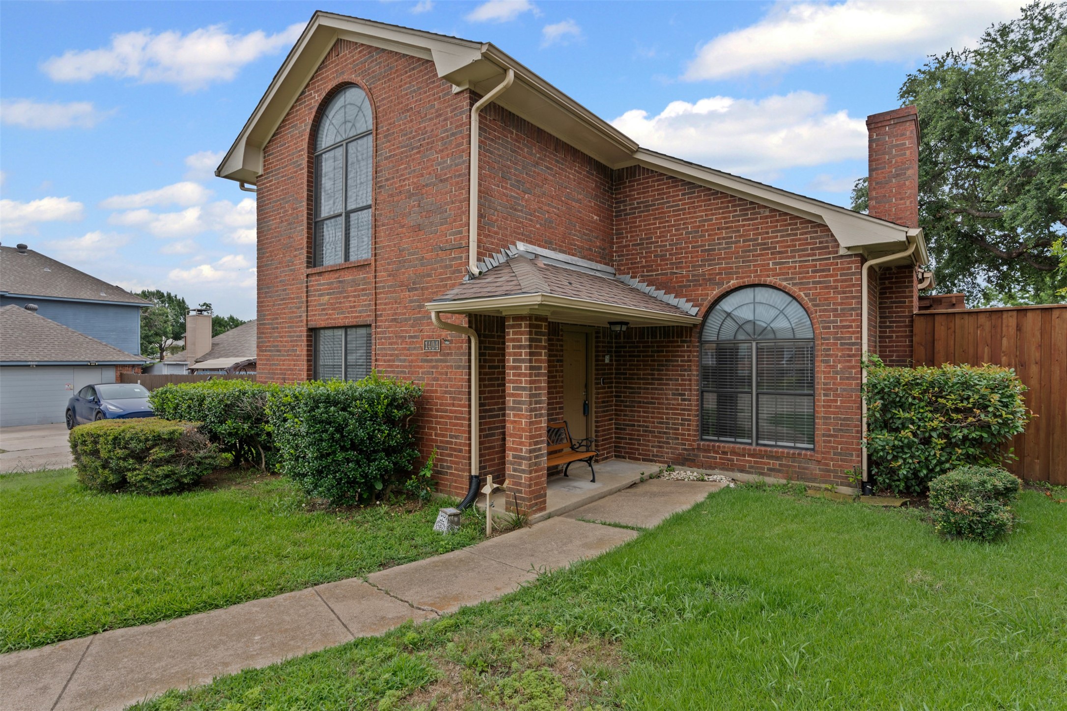 1404 Ranchview Court
