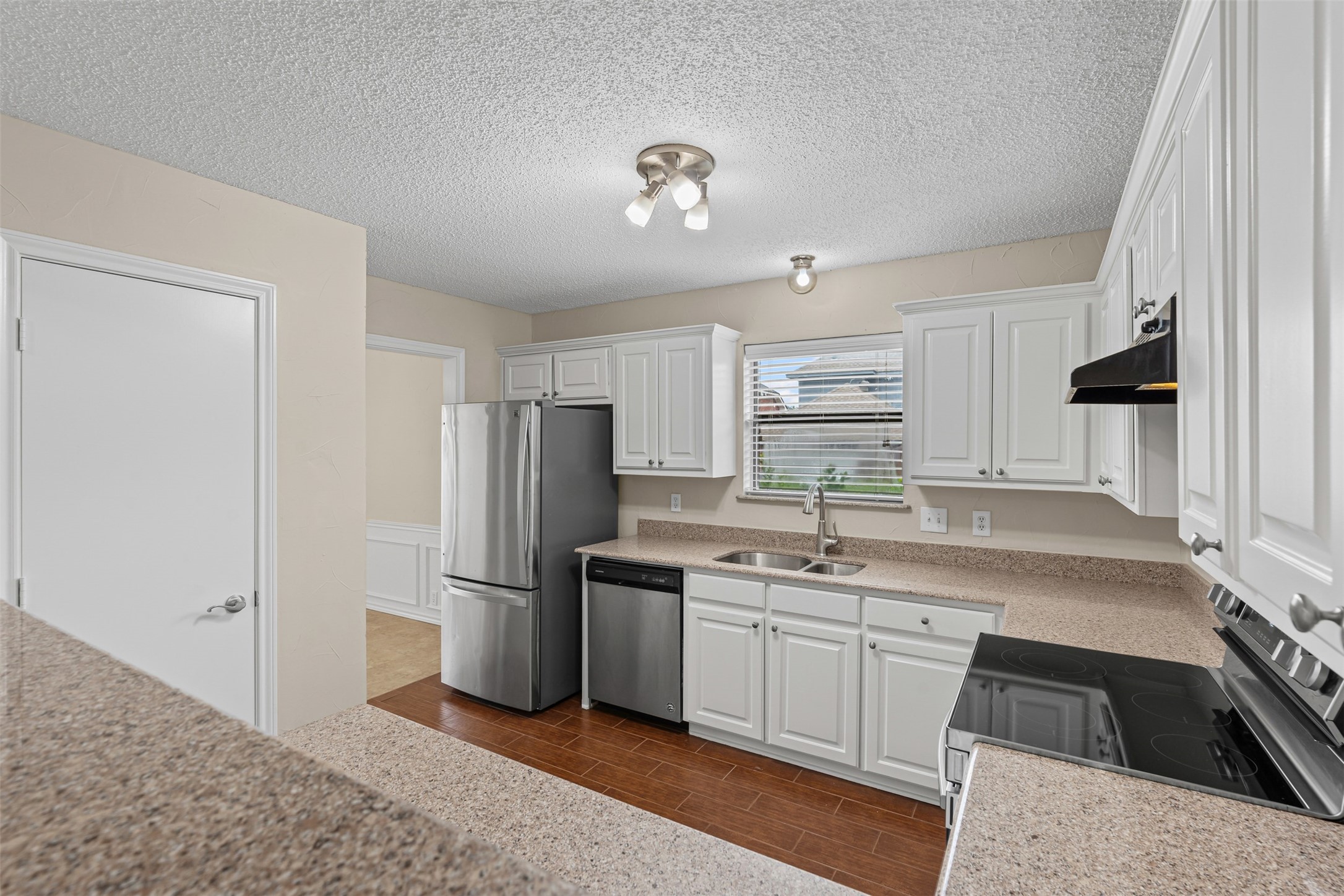 1404 Ranchview Court