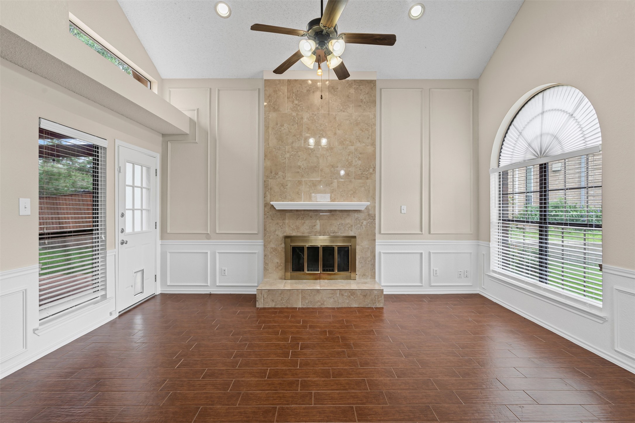 1404 Ranchview Court